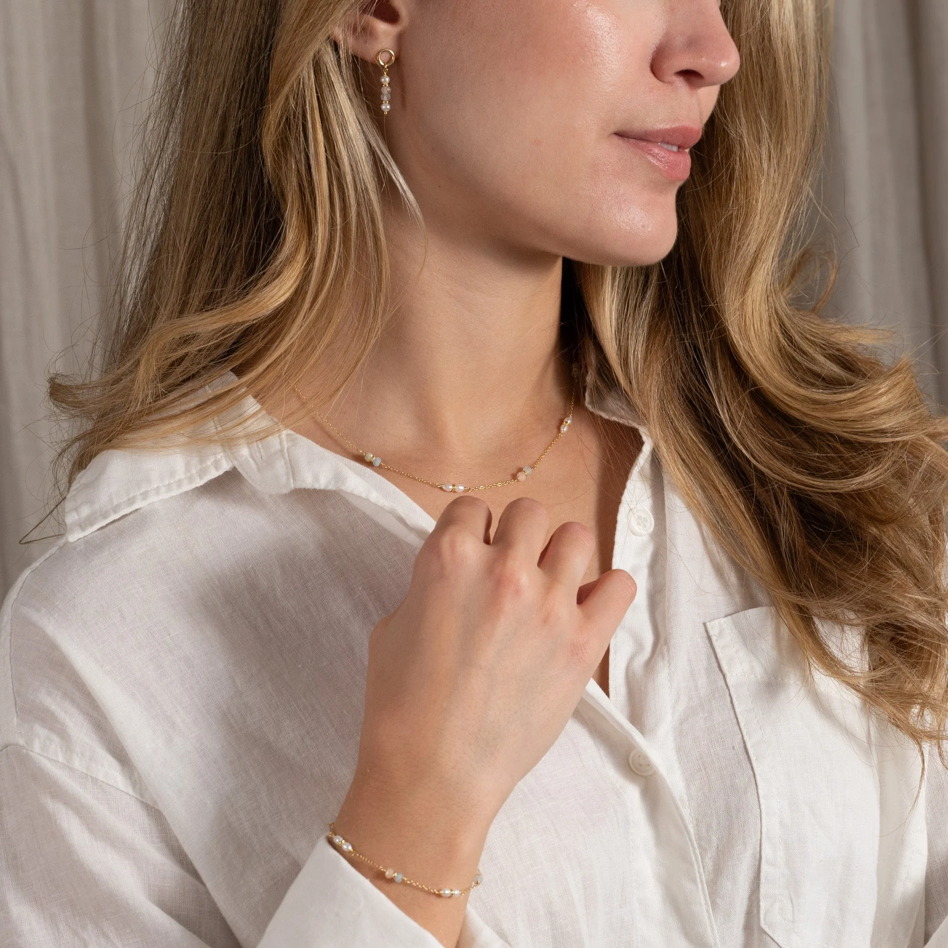 ADIRA MORGANITE PEARL GOLDEN EARRING - Image 6