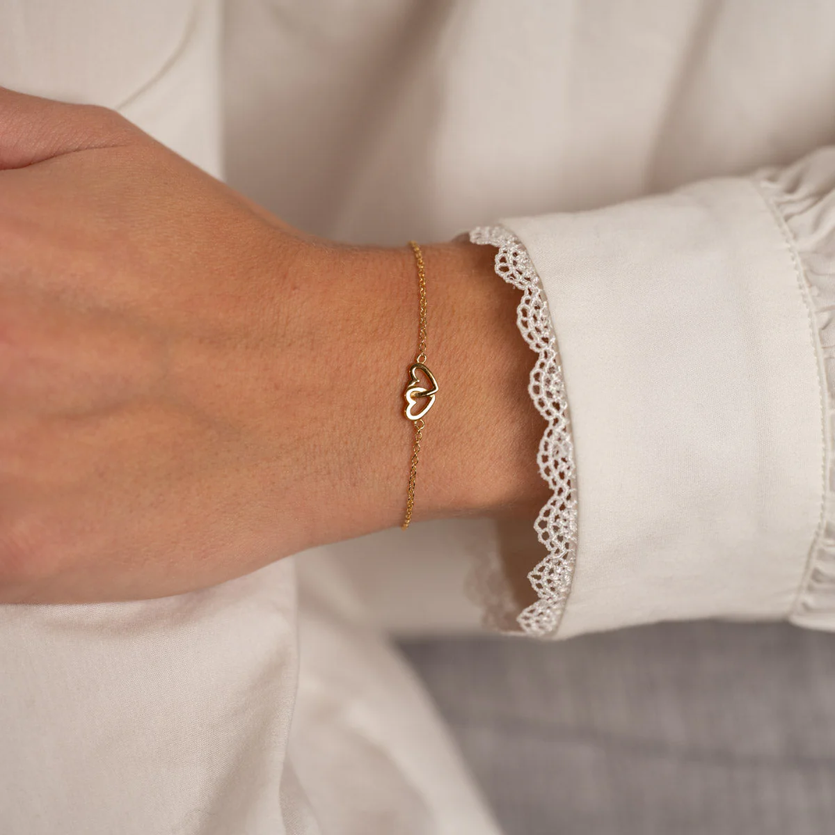 ADORA GOLDEN BRACELET - Image 5