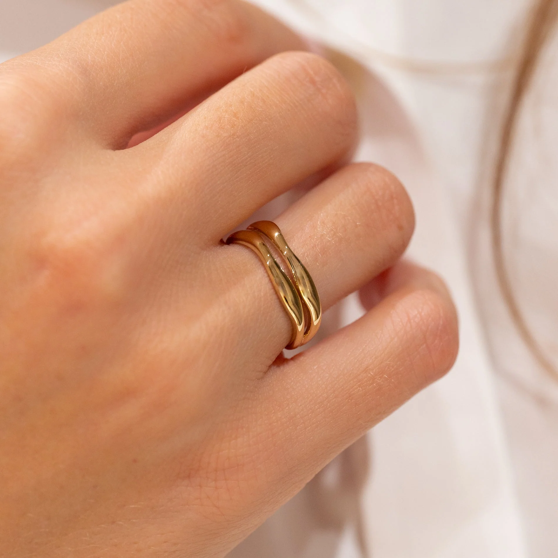 AGNES SOLID GOLD RING - Image 4