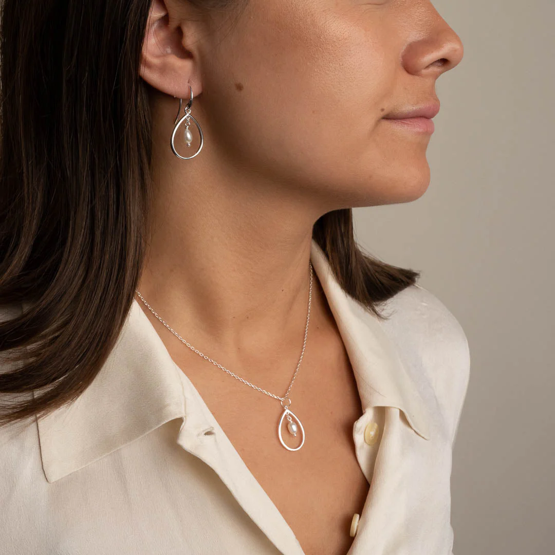 ALEXANDRA PEARL SILVER PENDANT - Image 5