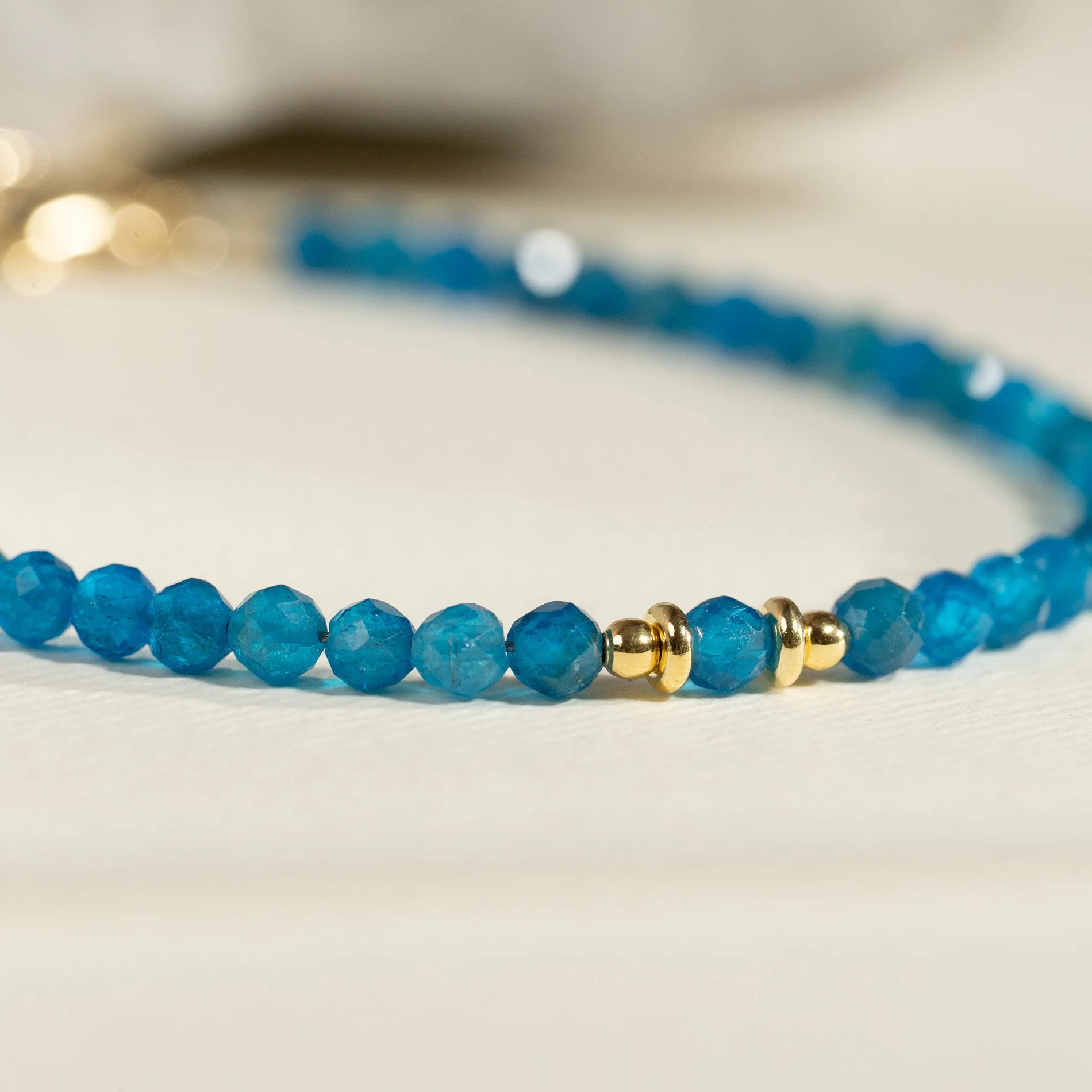 ALINA BLUE APATITE GOLDEN BRACELET - Image 3