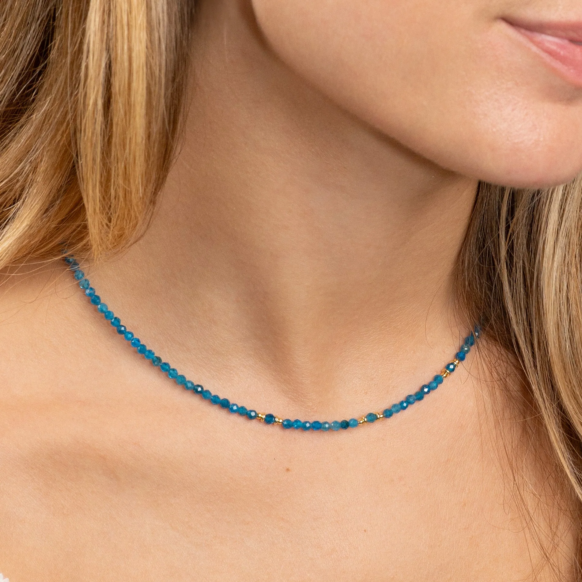 ALINA BLUE APATITE GOLDEN NECKLACE - Image 2