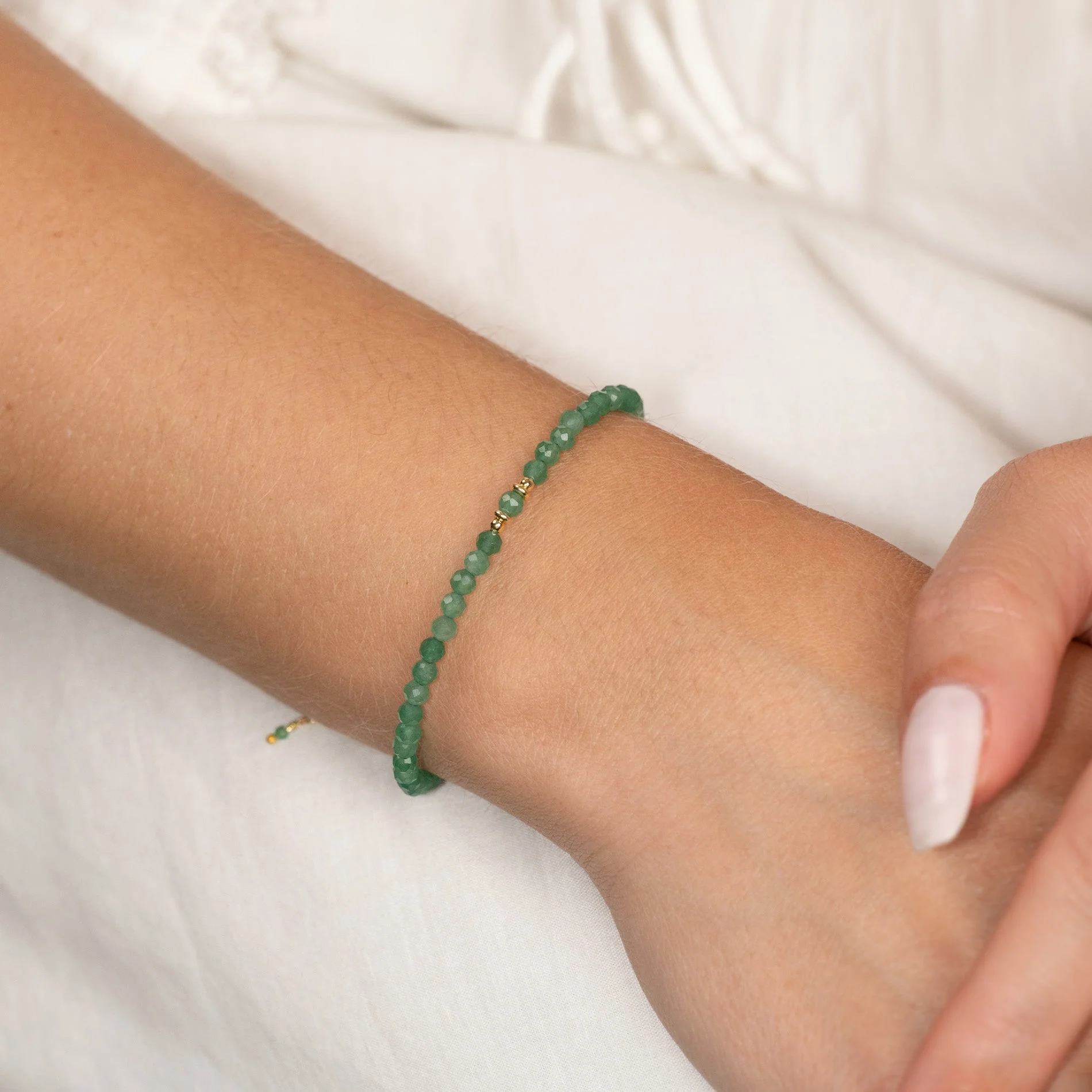 ALINA GREEN AVENTURINE GOLDEN BRACELET - Image 4