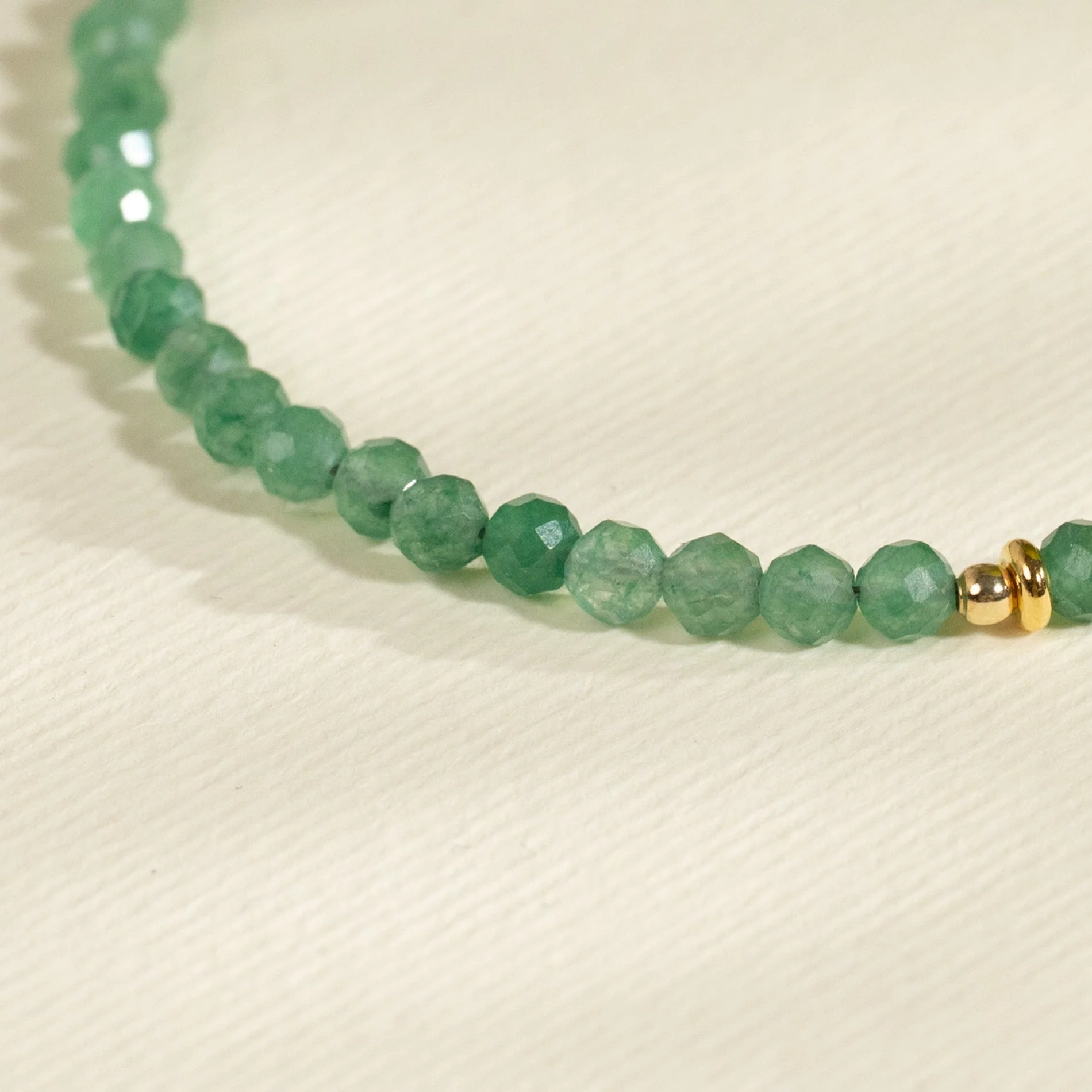 ALINA GREEN AVENTURINE GOLDEN NECKLACE - Image 3
