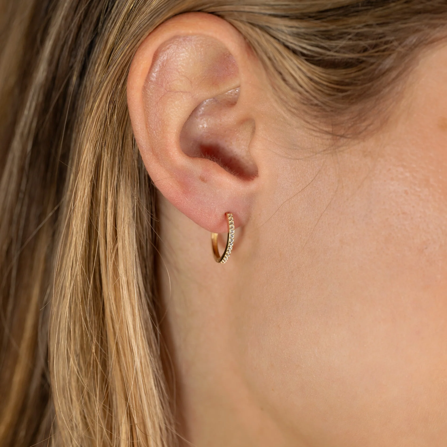 ALISSA CRYSTAL SOLID GOLD CREOL EARRING - 15mm - Image 6