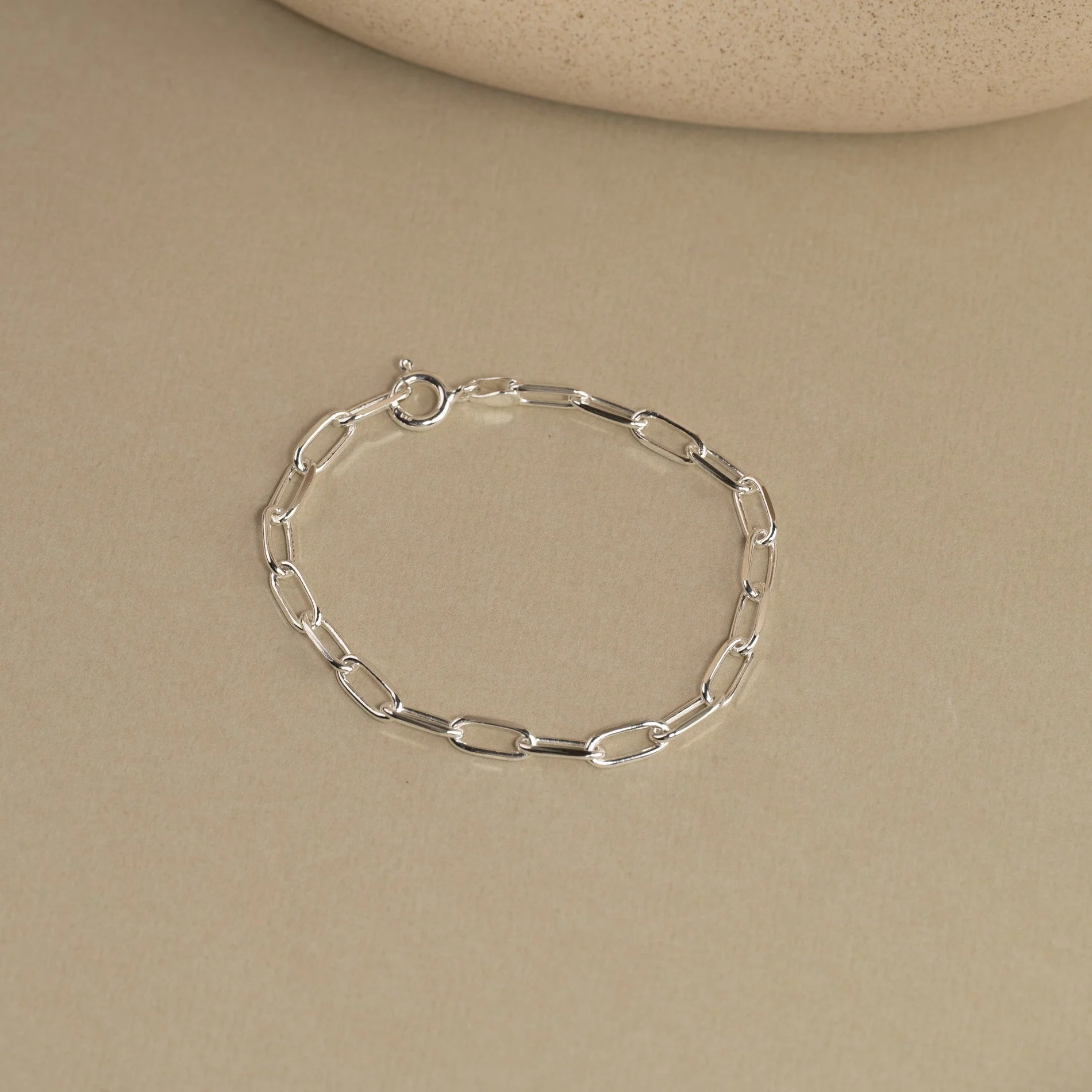 ALMA LARGE LINK SILVER BRACELET - Image 3