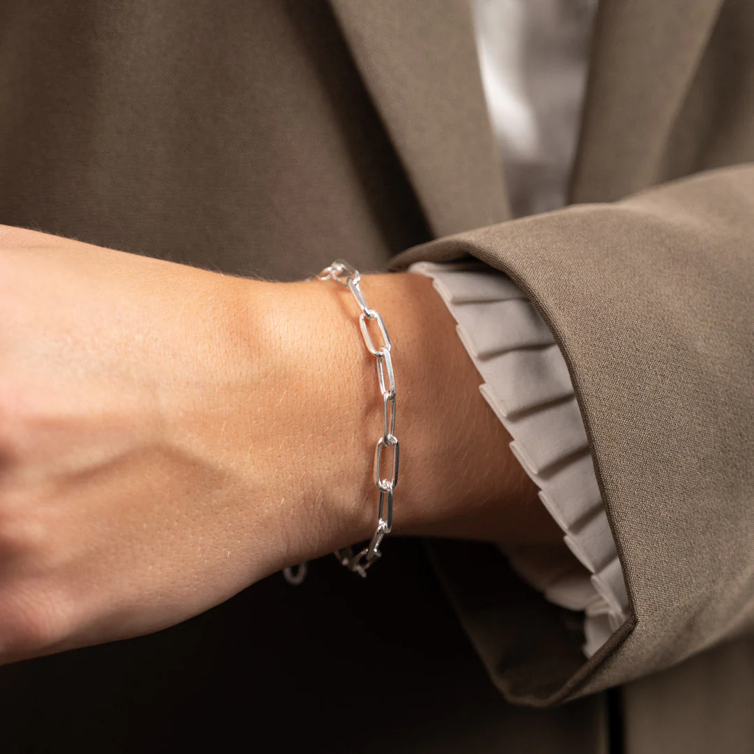 ALMA LARGE LINK SILVER BRACELET - Image 6