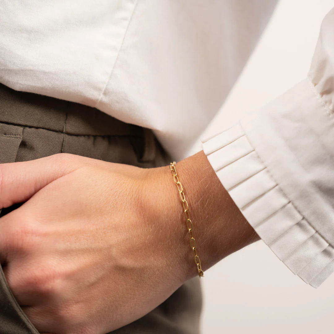 ALMA MEDIUM LINK GOLDEN BRACELET - Image 7