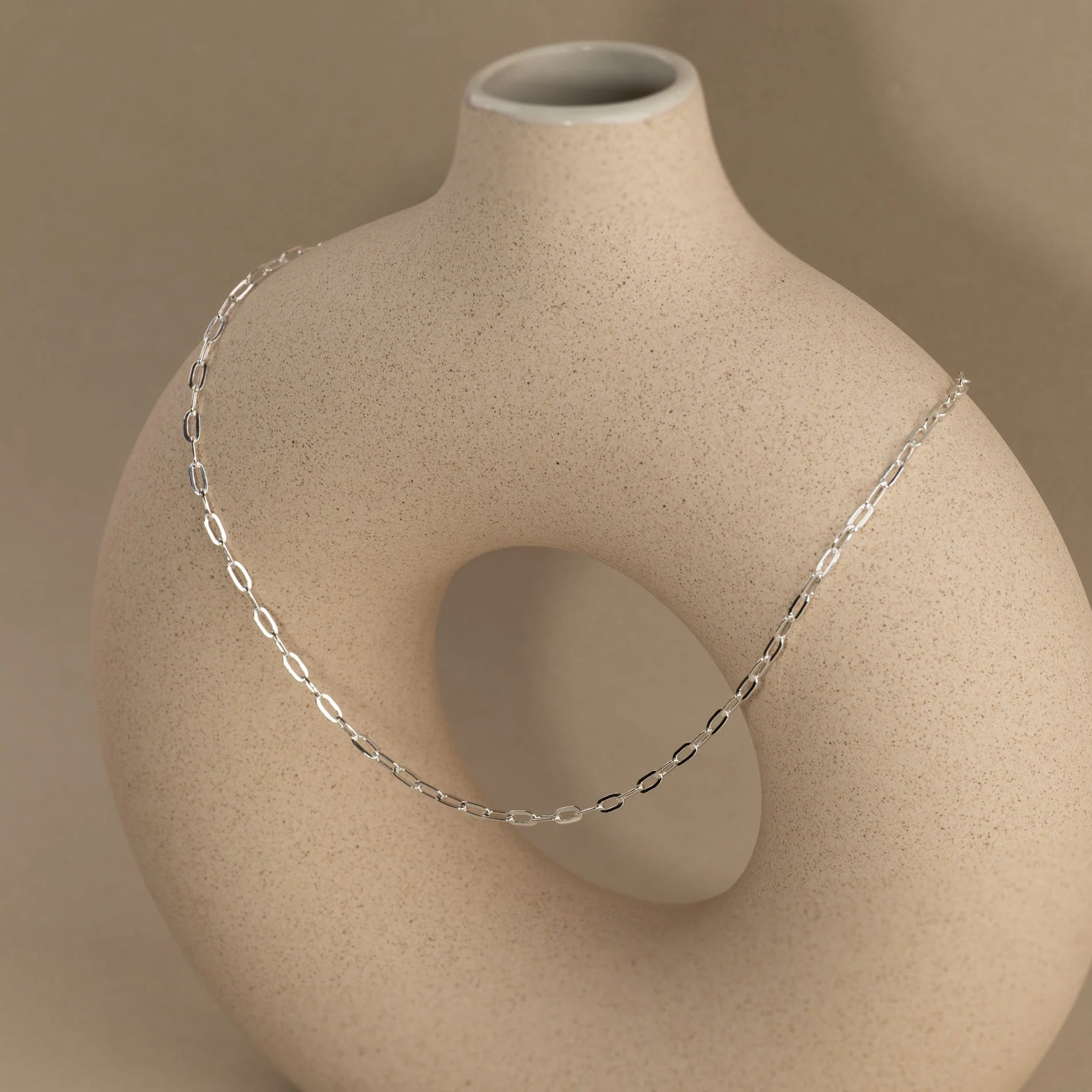 ALMA MEDIUM LINK SILVER CHAIN - Image 6