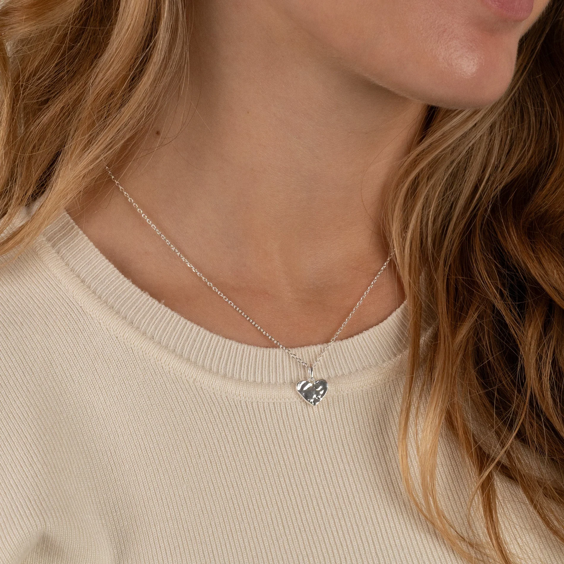 AMABEL SILVER PENDANT - Image 7