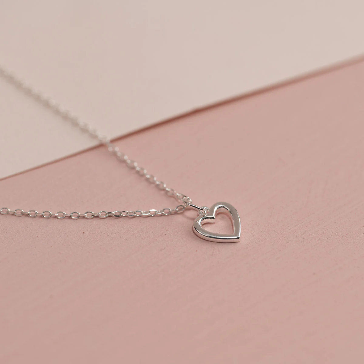 AMARA SILVER PENDANT - Image 4