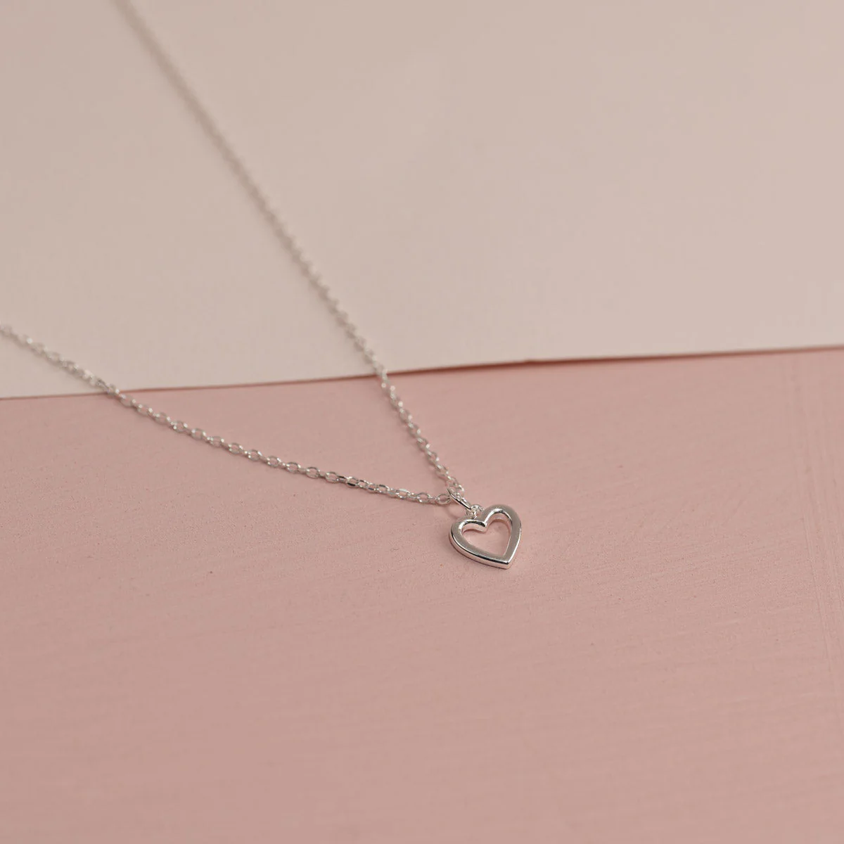 AMARA SILVER PENDANT - Image 6