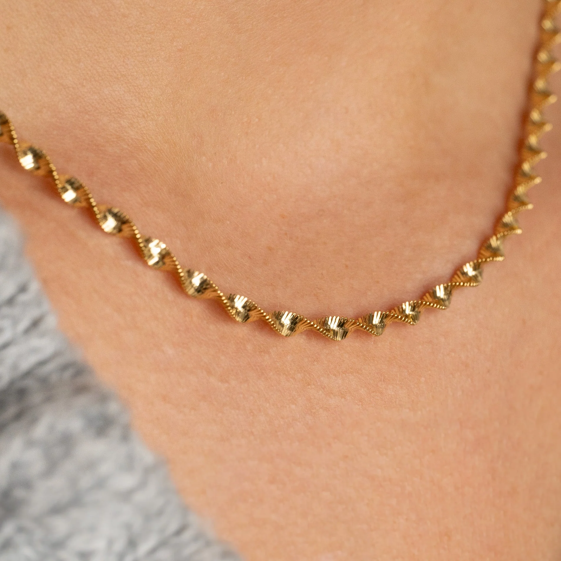 AMIE GOLDEN CHAIN - Image 2
