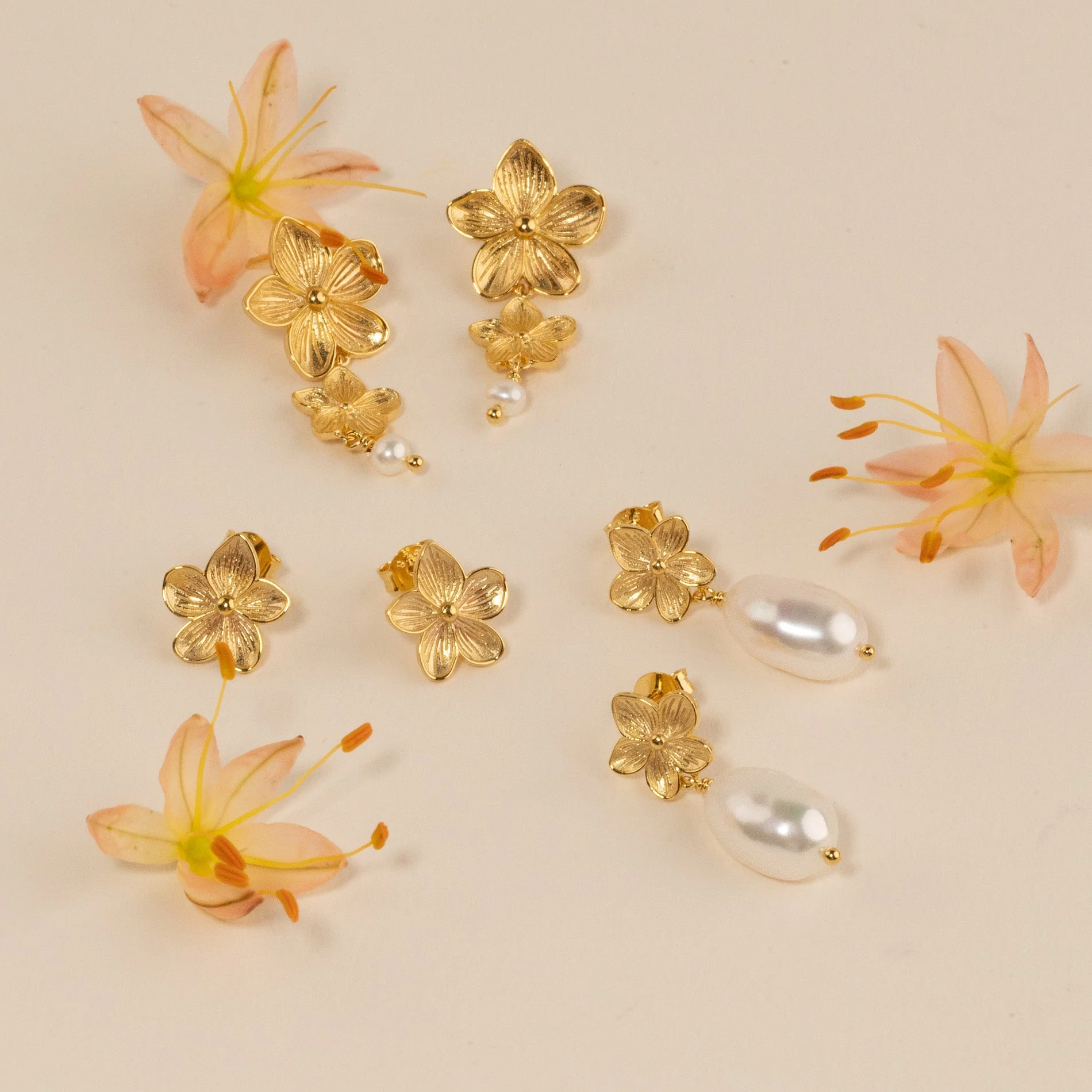 ANEMONE PEARL GOLDEN EARRING - Image 10