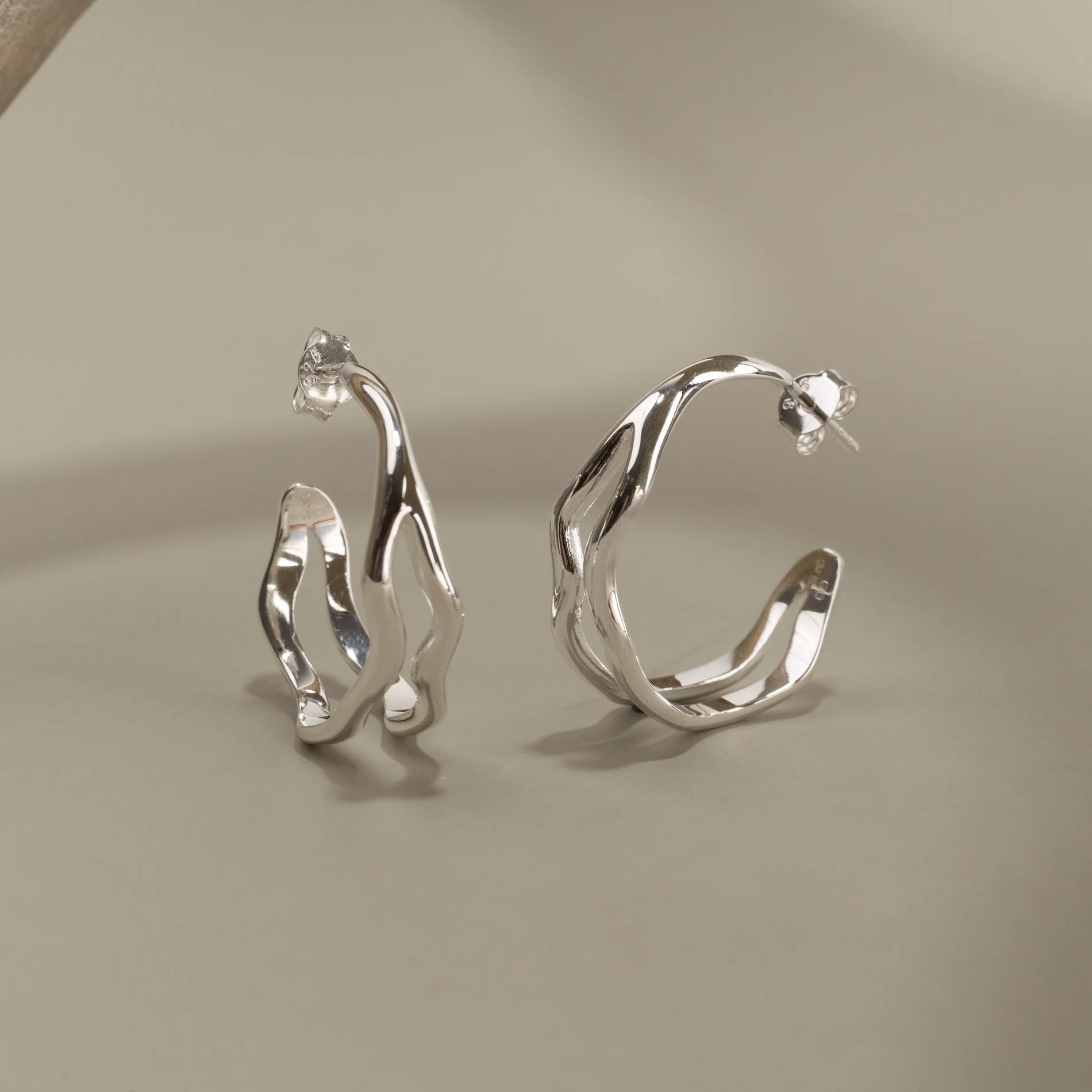 ASTRA SILVER CREOL EARRING - Image 4