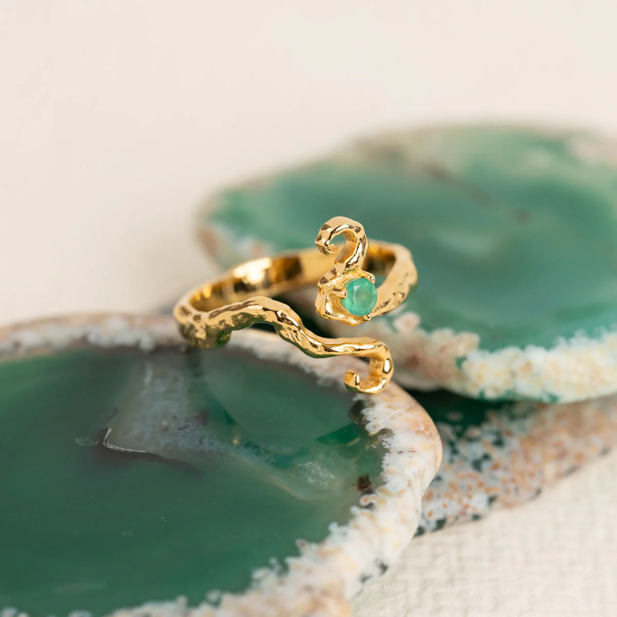 AURELIA GREEN AGATE GOLDEN RING - Image 3