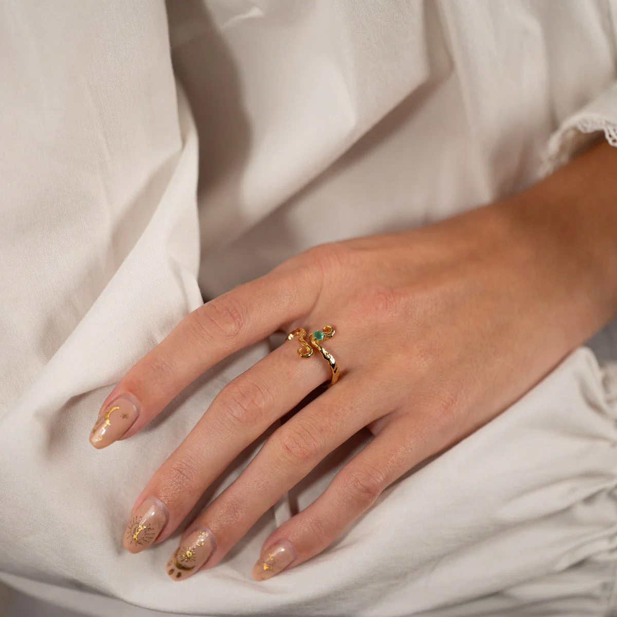 AURELIA GREEN AGATE GOLDEN RING - Image 4