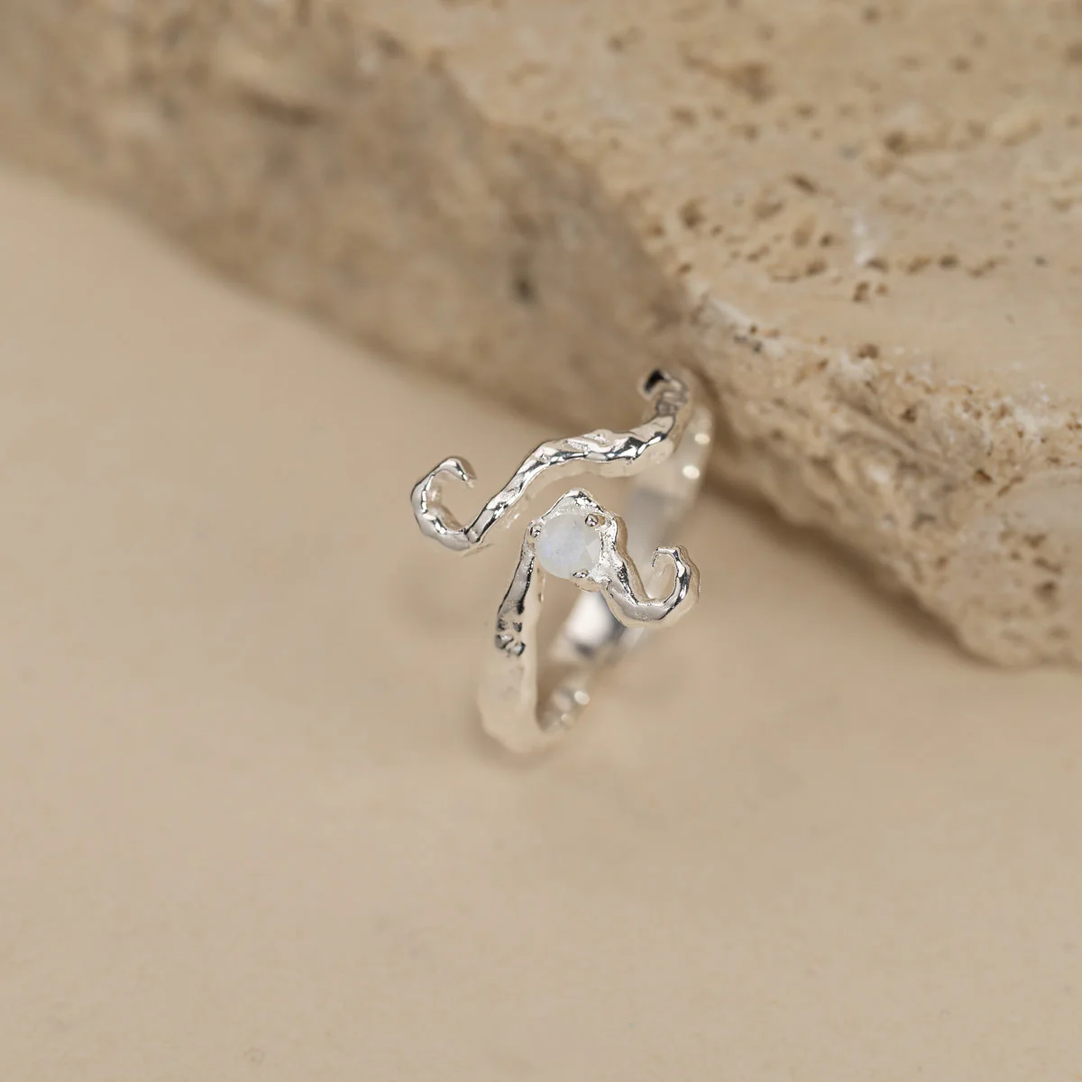 AURELIA MOONSTONE SILVER RING - Image 3