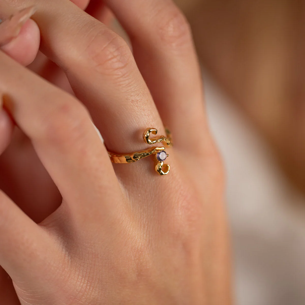 AURELIA PURPLE AMETHYST GOLDEN RING - Image 2