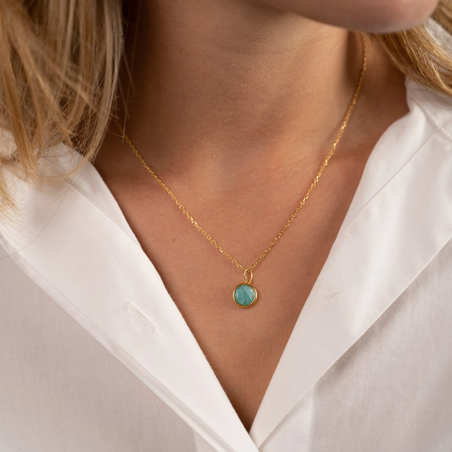 AVA AMAZONITE GOLDEN PENDANT - Image 3