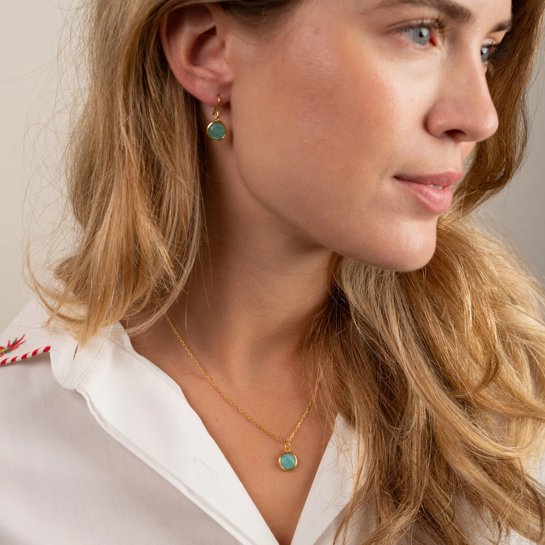 AVA AMAZONITE GOLDEN PENDANT - Image 6