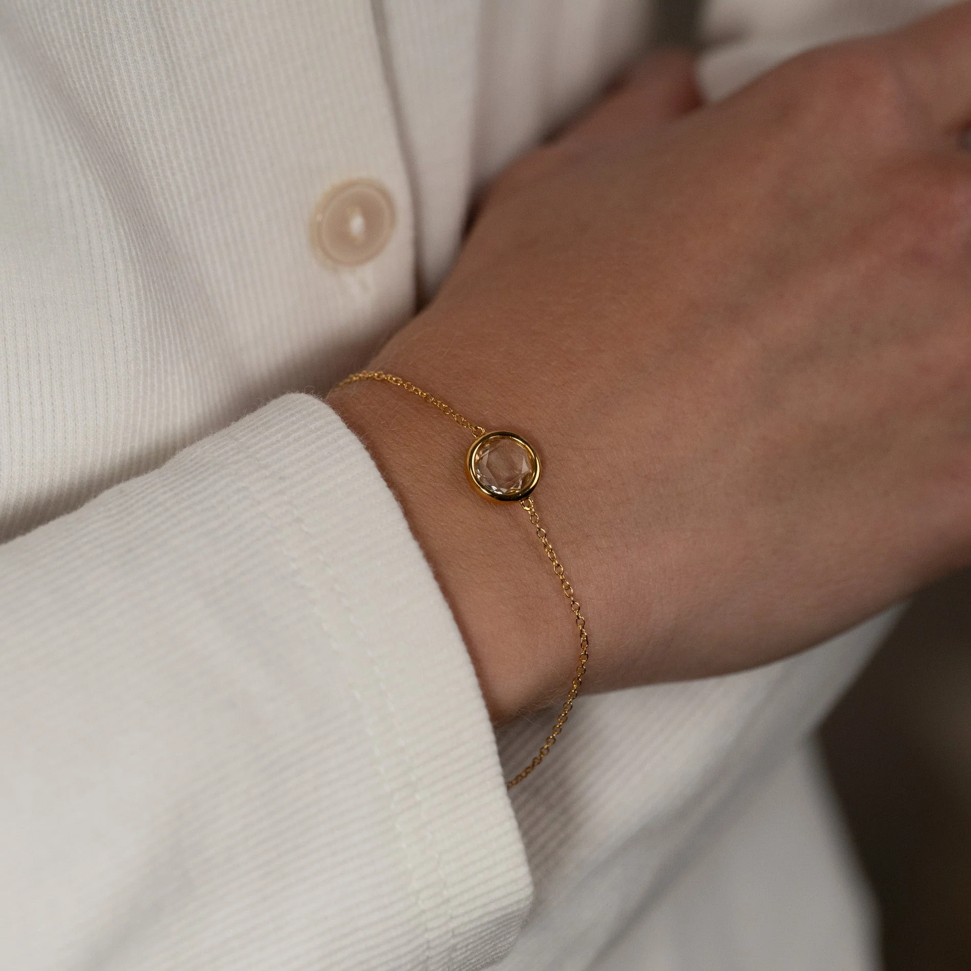 AVA WHITE TOPAZ GOLDEN BRACELET - Image 4