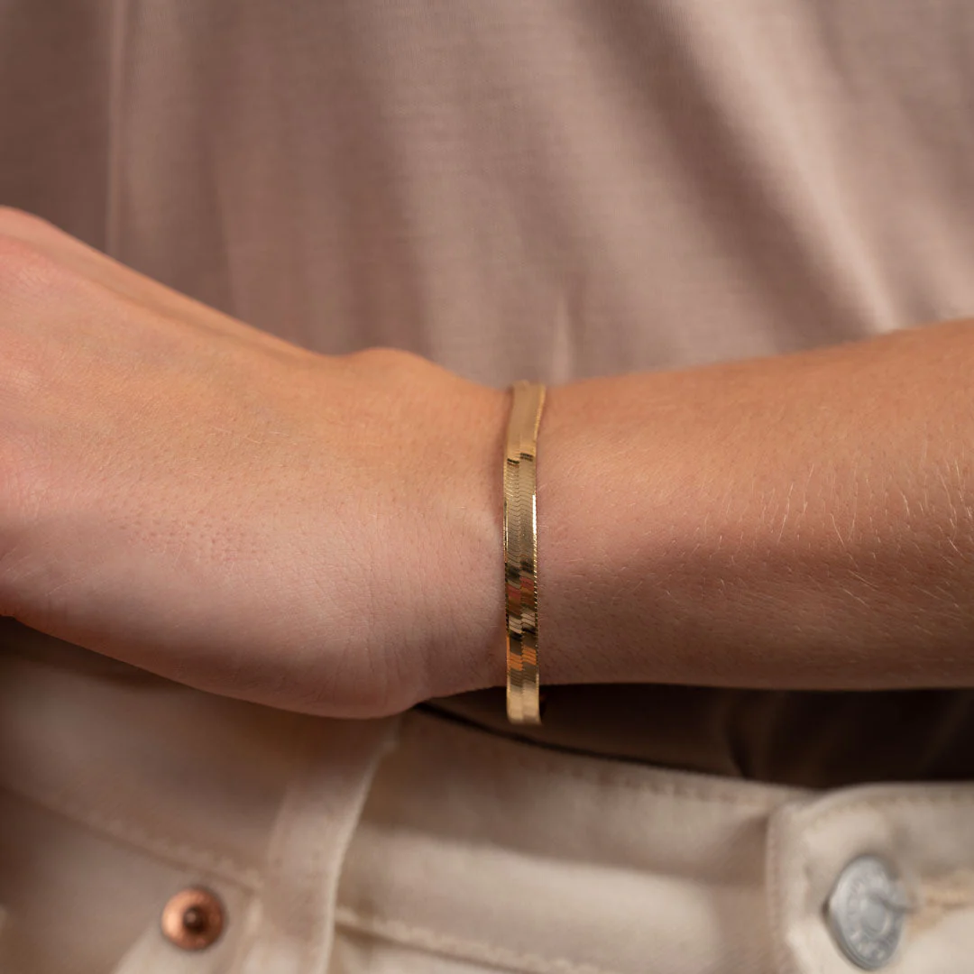 AYA GOLDEN BRACELET - Image 5