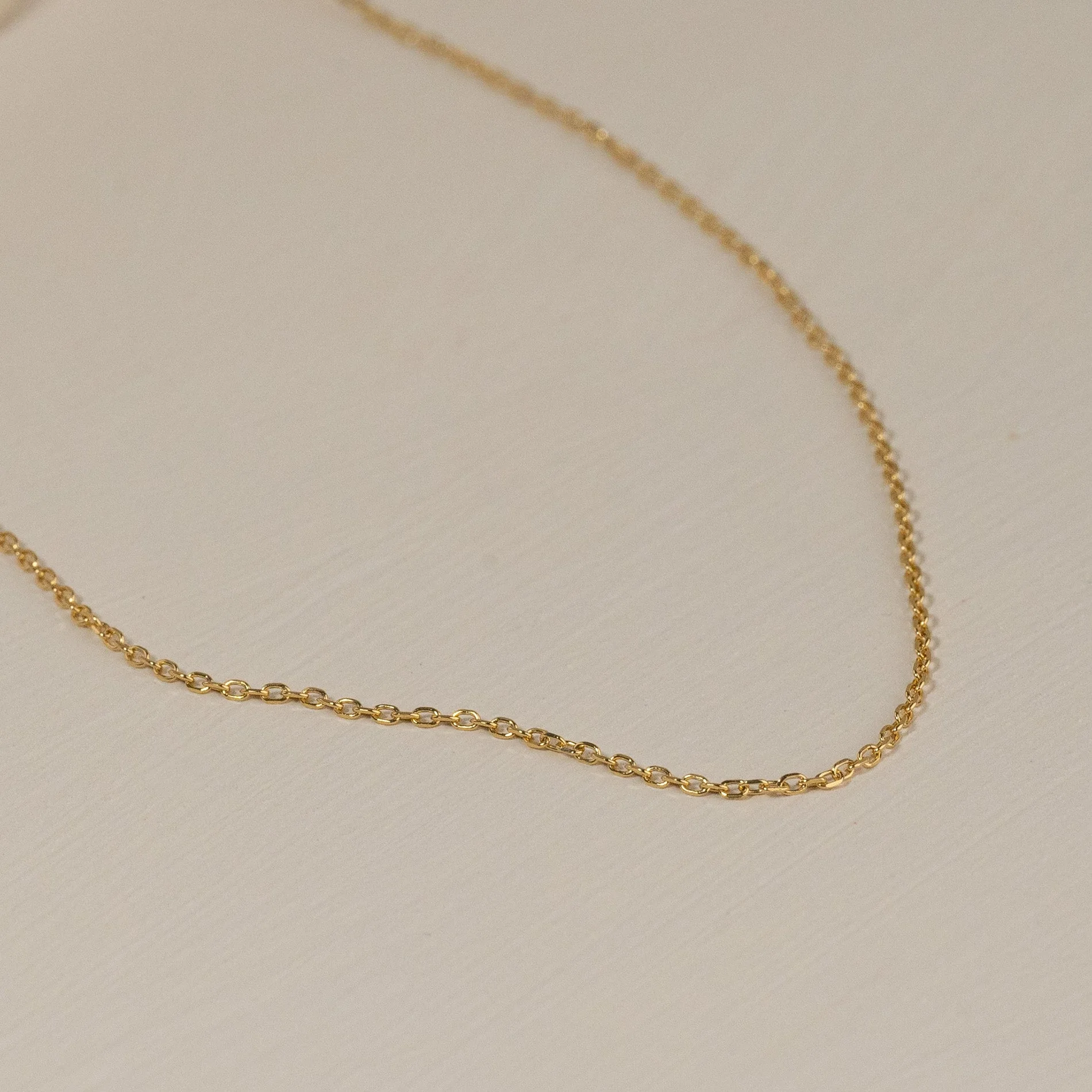 BASIC LINK GOLDEN CHAIN - Image 2