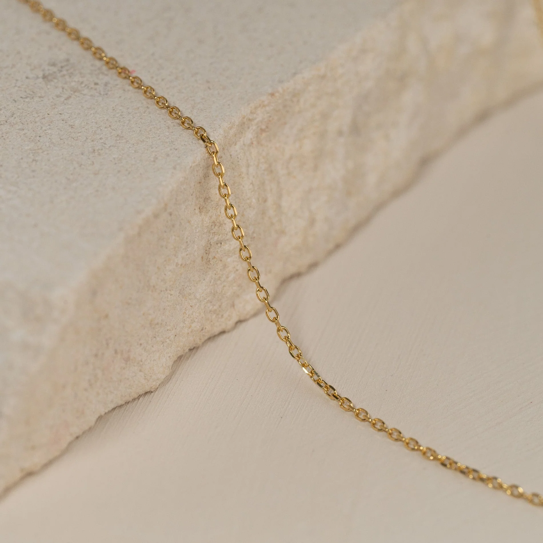 BASIC LINK GOLDEN CHAIN - Image 5