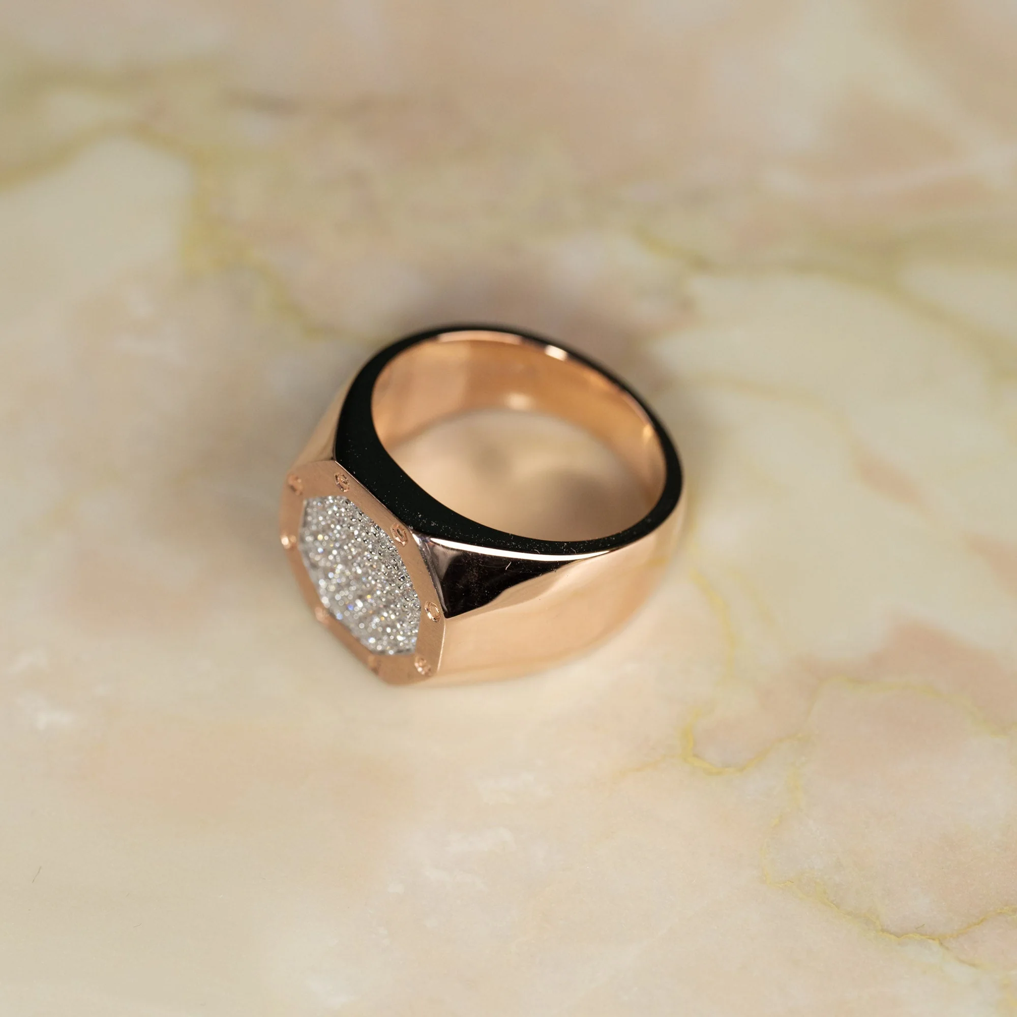 AP SIGNET DIAMOND RING - 0.45ct - Image 2