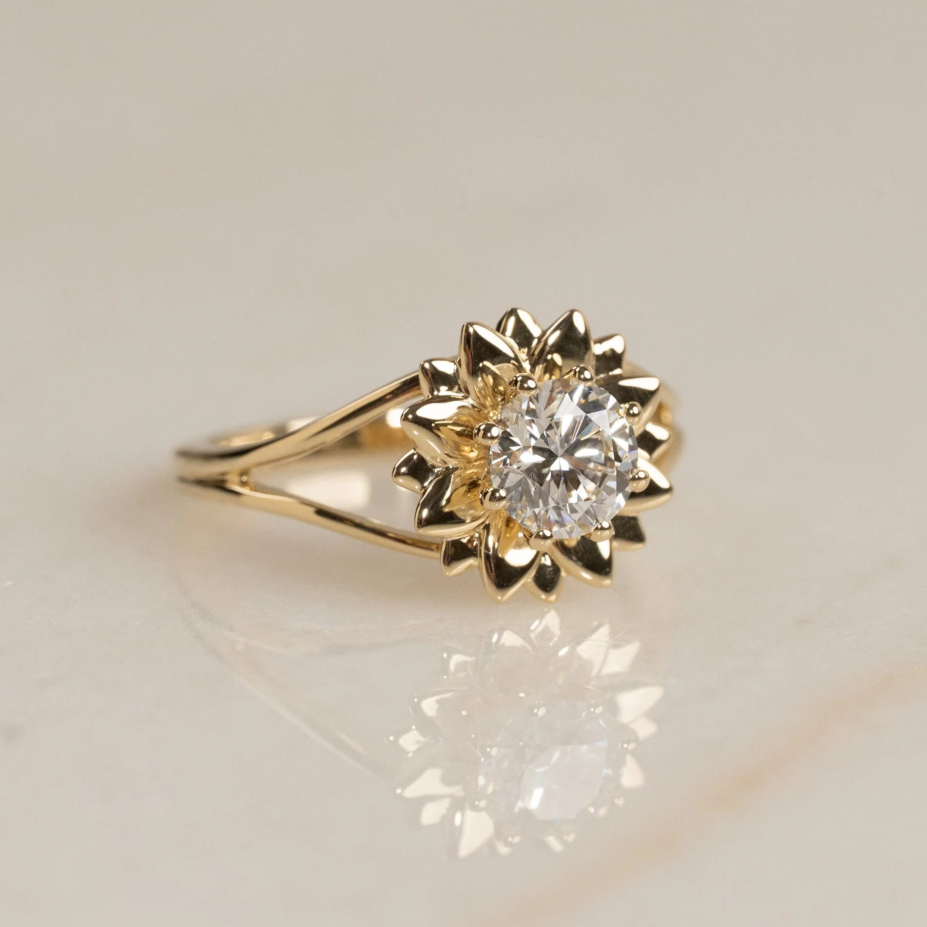 FLOWER DIAMOND RING - 1.0ct - Image 2