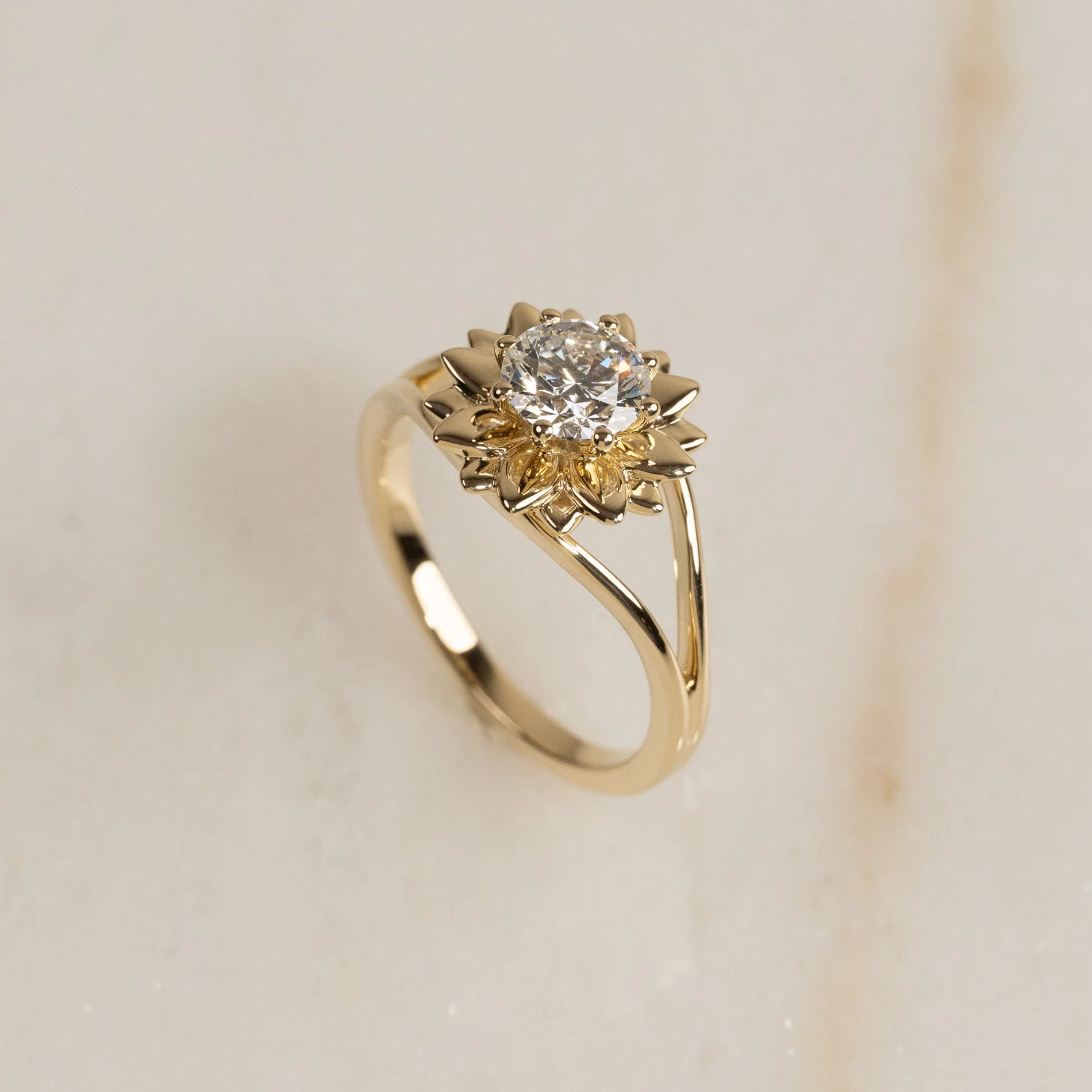 FLOWER DIAMOND RING - 1.0ct - Image 4
