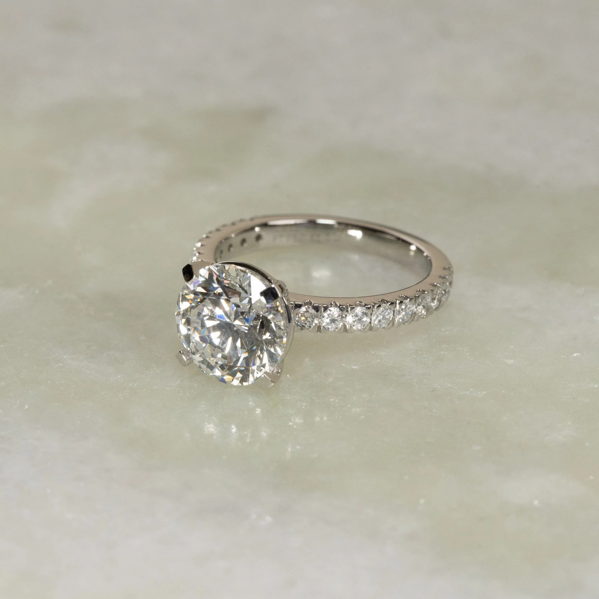 SOLITAIRE ALLIANCE DIAMOND RING - 2.4ct - Image 2