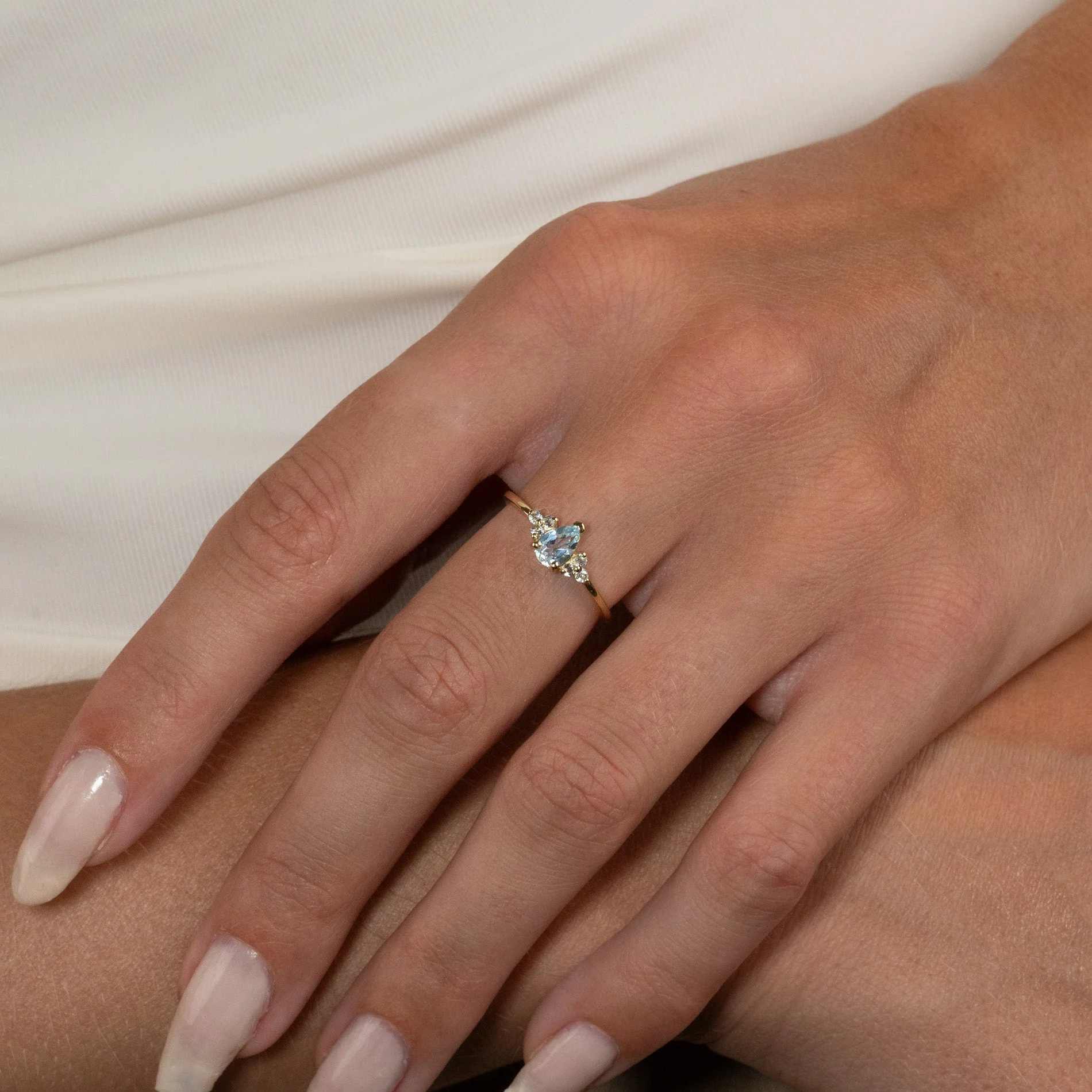 CASSANDRA BLUE TOPAZ SOLID GOLD RING - Image 5