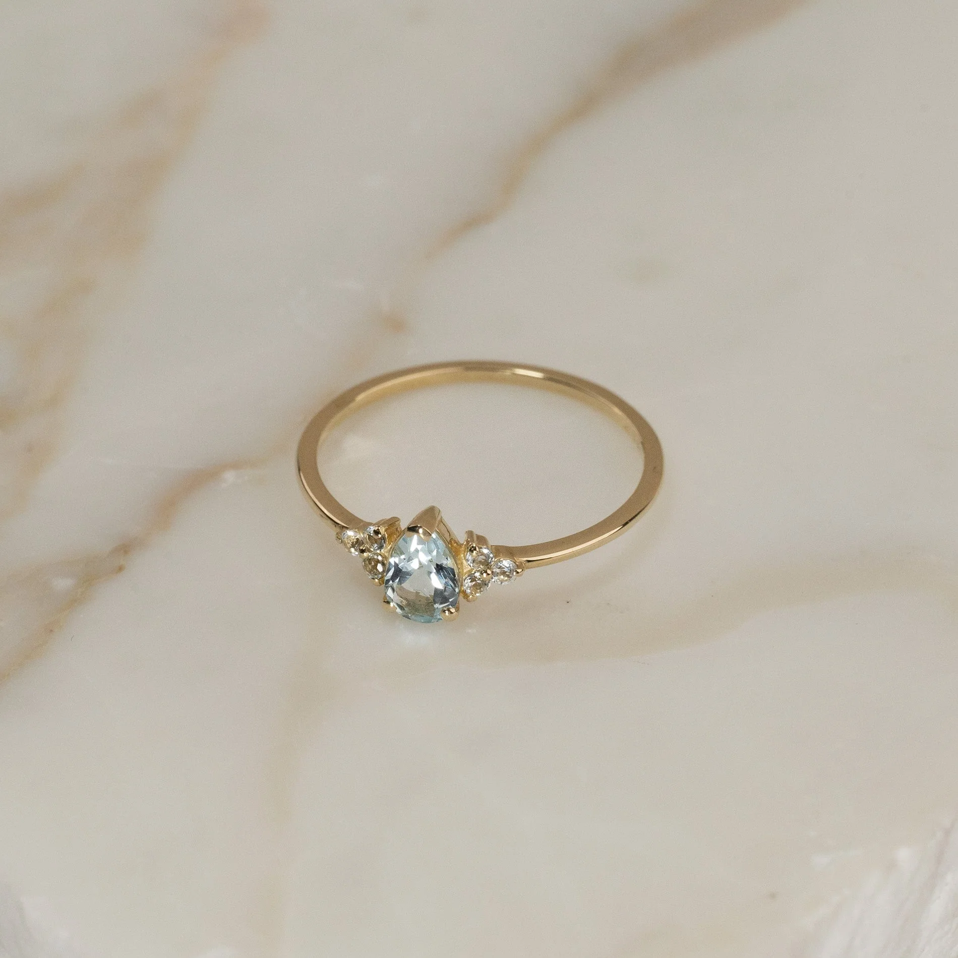 CASSANDRA BLUE TOPAZ SOLID GOLD RING - Image 7