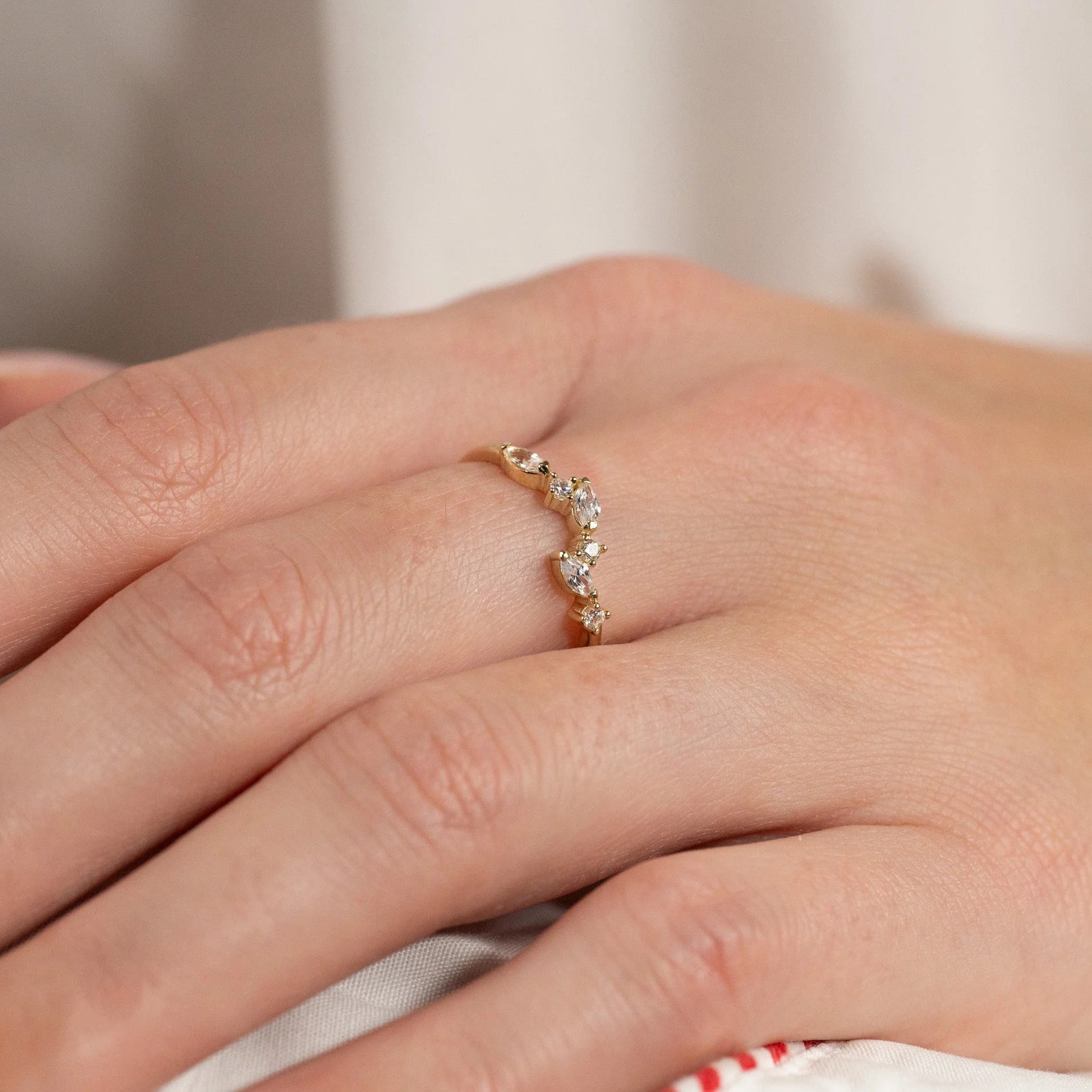 CATALINA CRYSTAL SOLID GOLD RING - Image 2