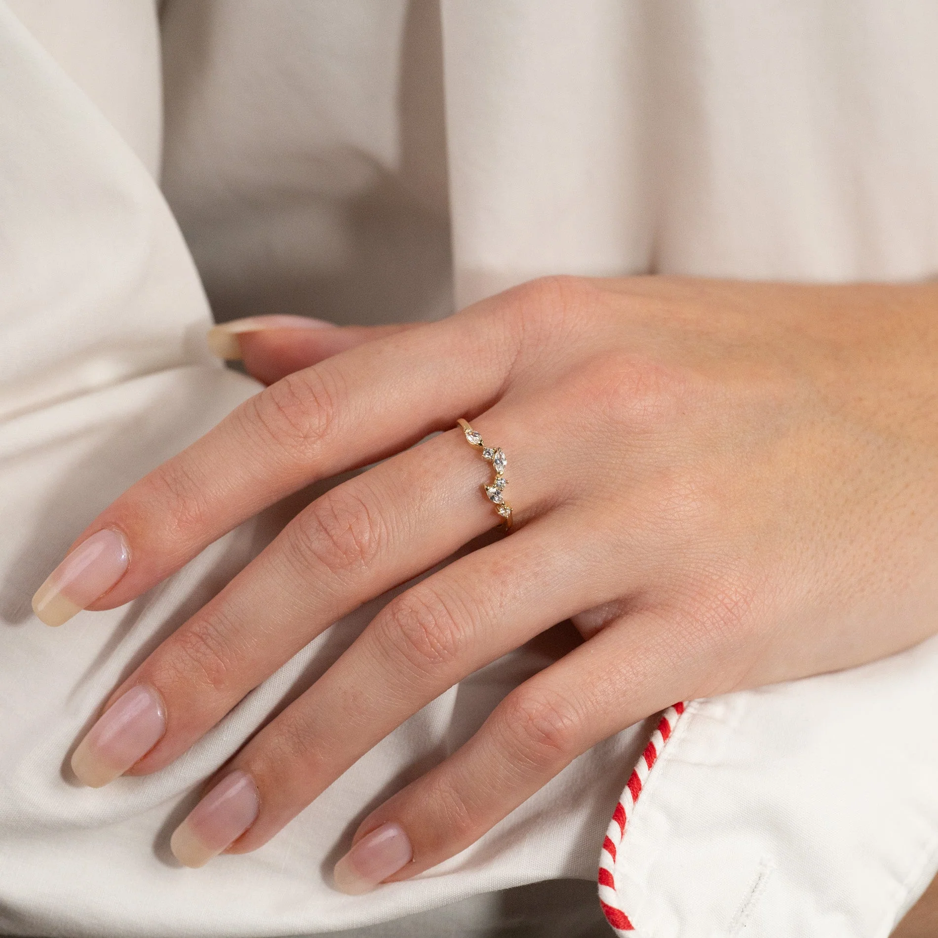 CATALINA CRYSTAL SOLID GOLD RING - Image 3