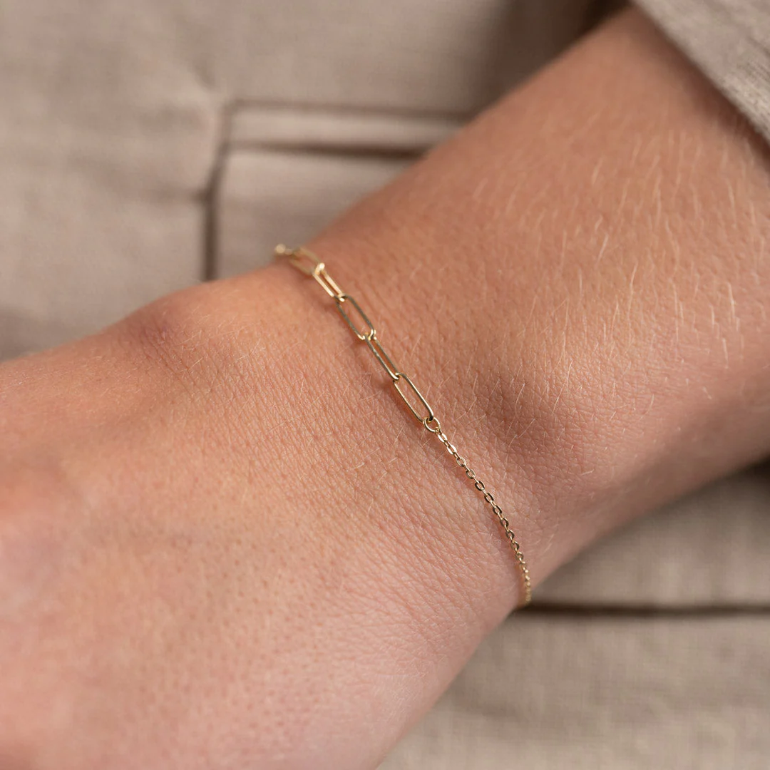 CHARLIZE SOLID GOLD BRACELET - Image 2