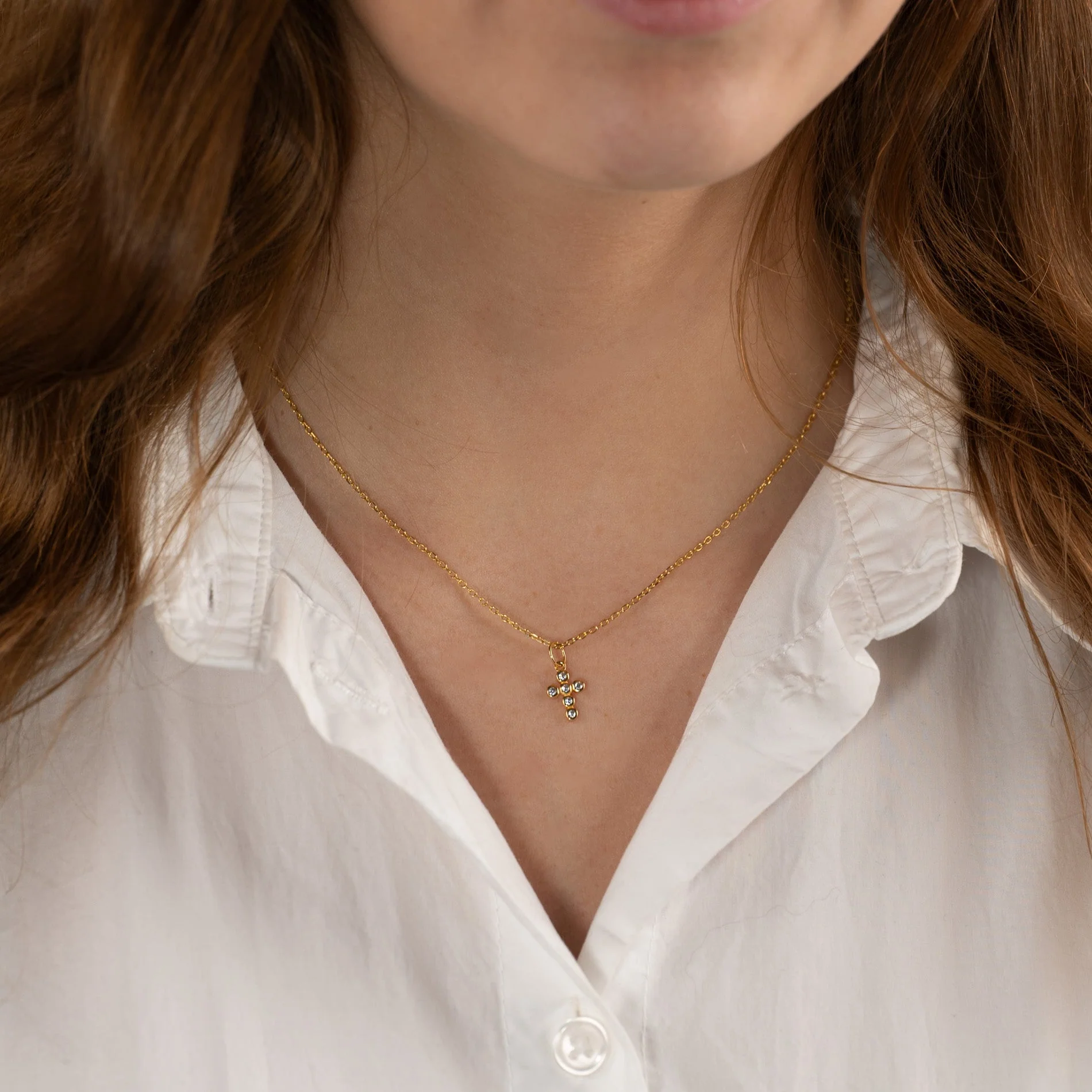 CHRISTA CRYSTAL GOLDEN PENDANT - Image 6