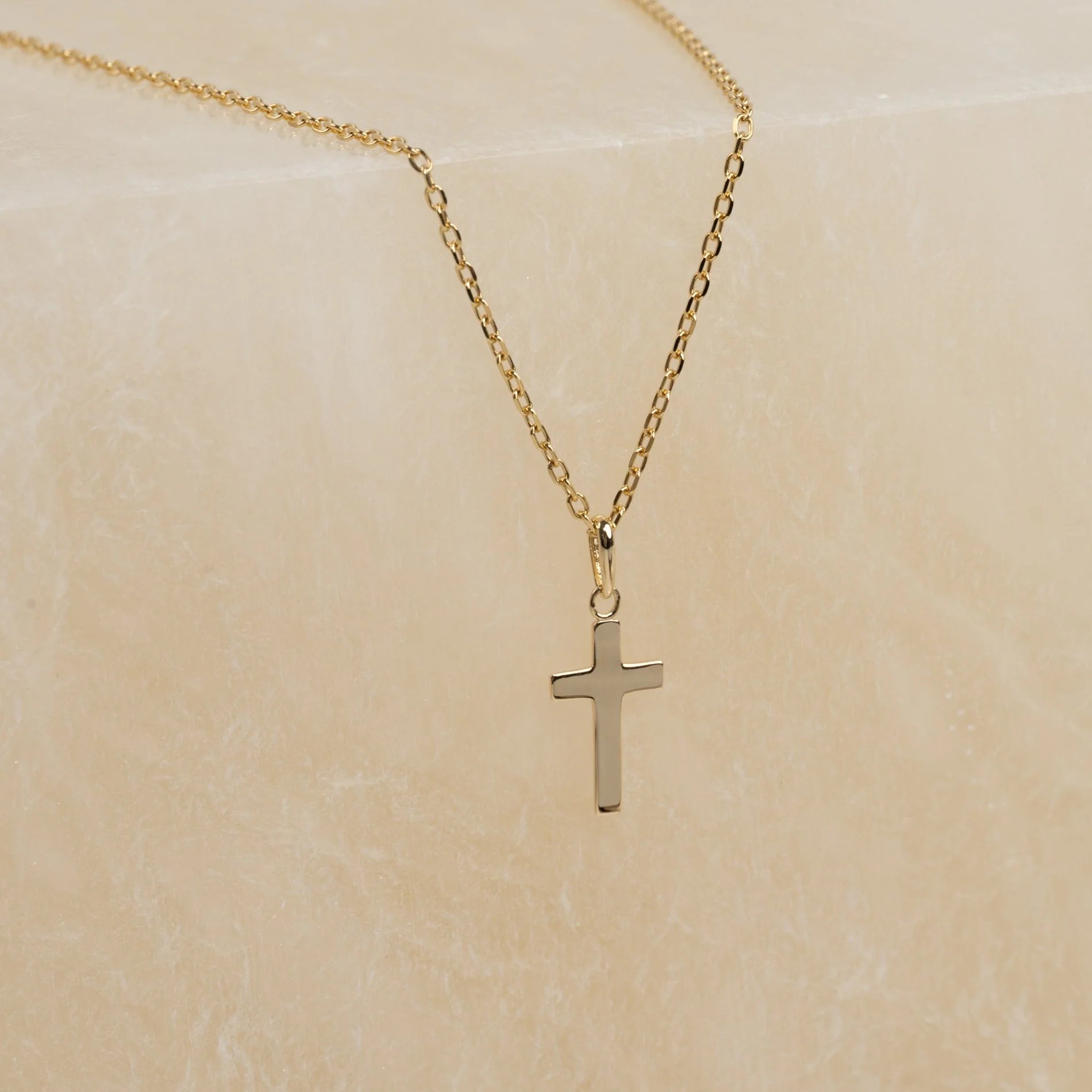 CHRISTINE SOLID GOLD PENDANT - Image 6