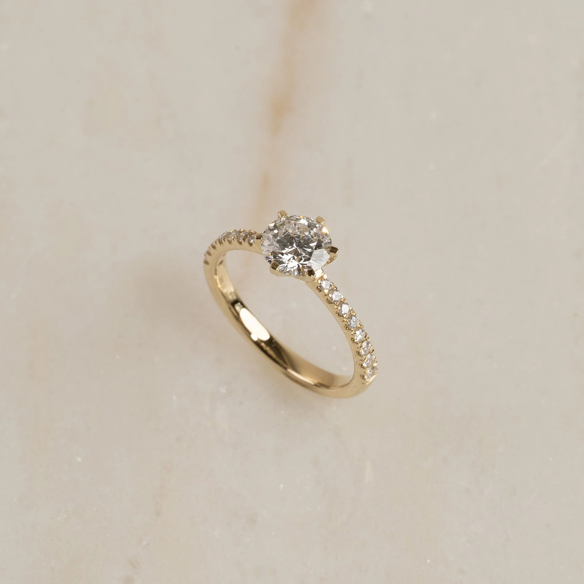 CLASSIC 6-PRONG ALLIANCE DIAMOND RING - Image 2
