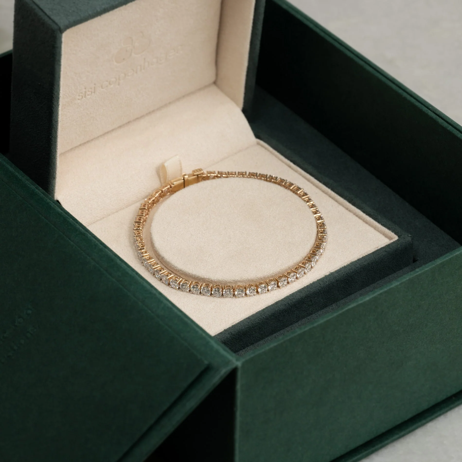 CLASSIC LAB-DIAMOND TENNIS BRACELET - 5ct - YG - Image 9