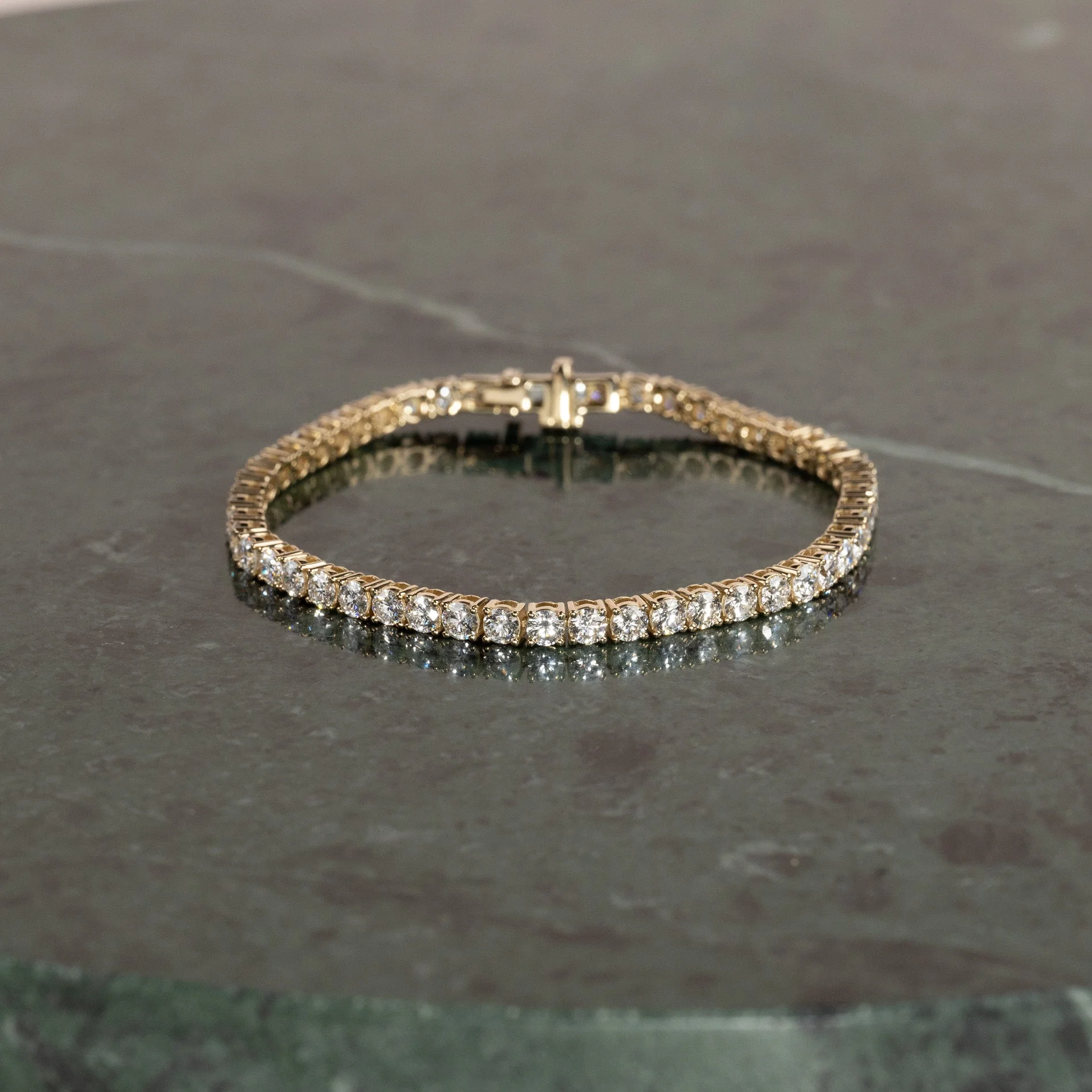 CLASSIC DIAMOND TENNIS BRACELET - Image 7