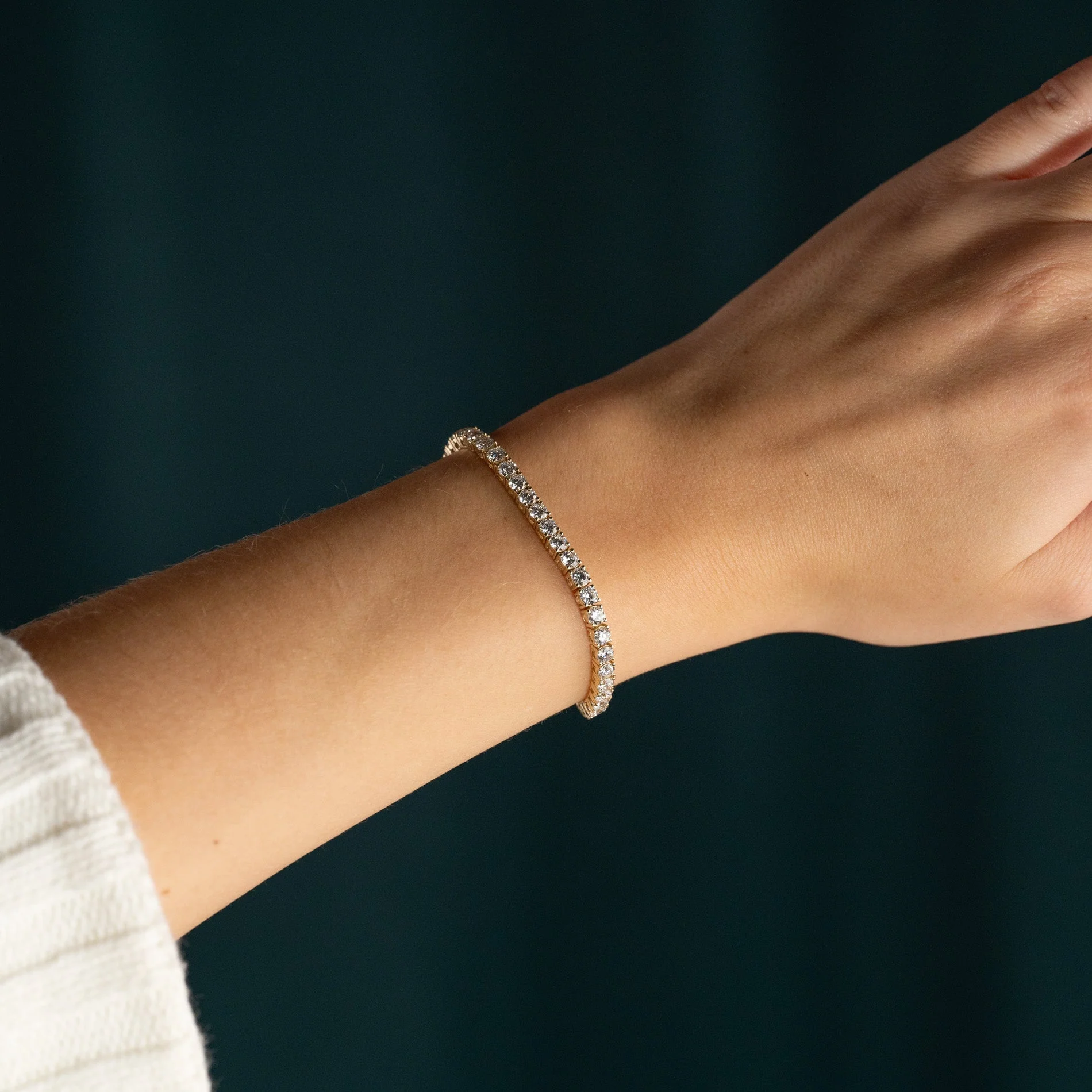 CLASSIC LAB-DIAMOND TENNIS BRACELET - 6.5ct - YG - Image 4