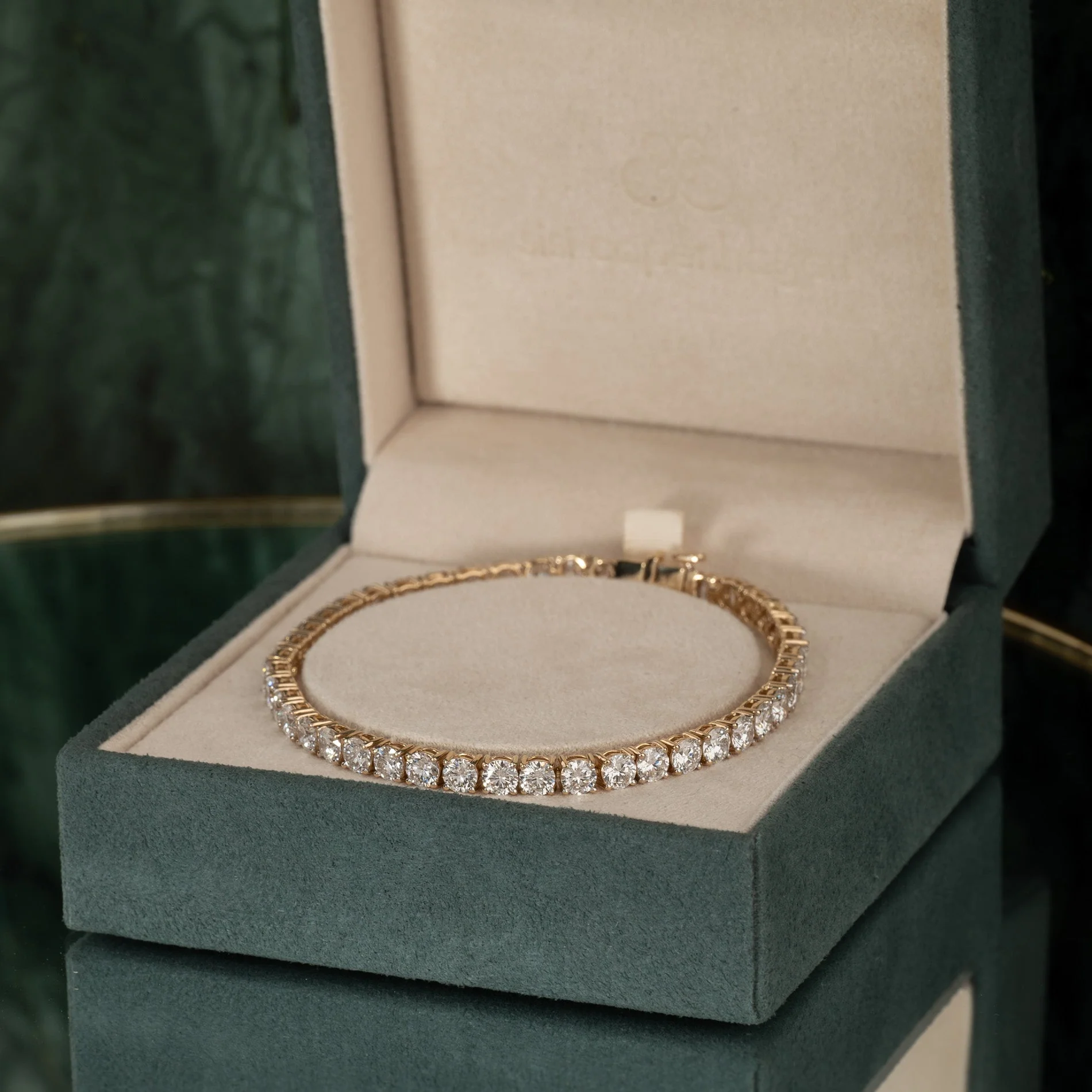 CLASSIC LAB-DIAMOND TENNIS BRACELET - 9.5ct - YG - Image 10