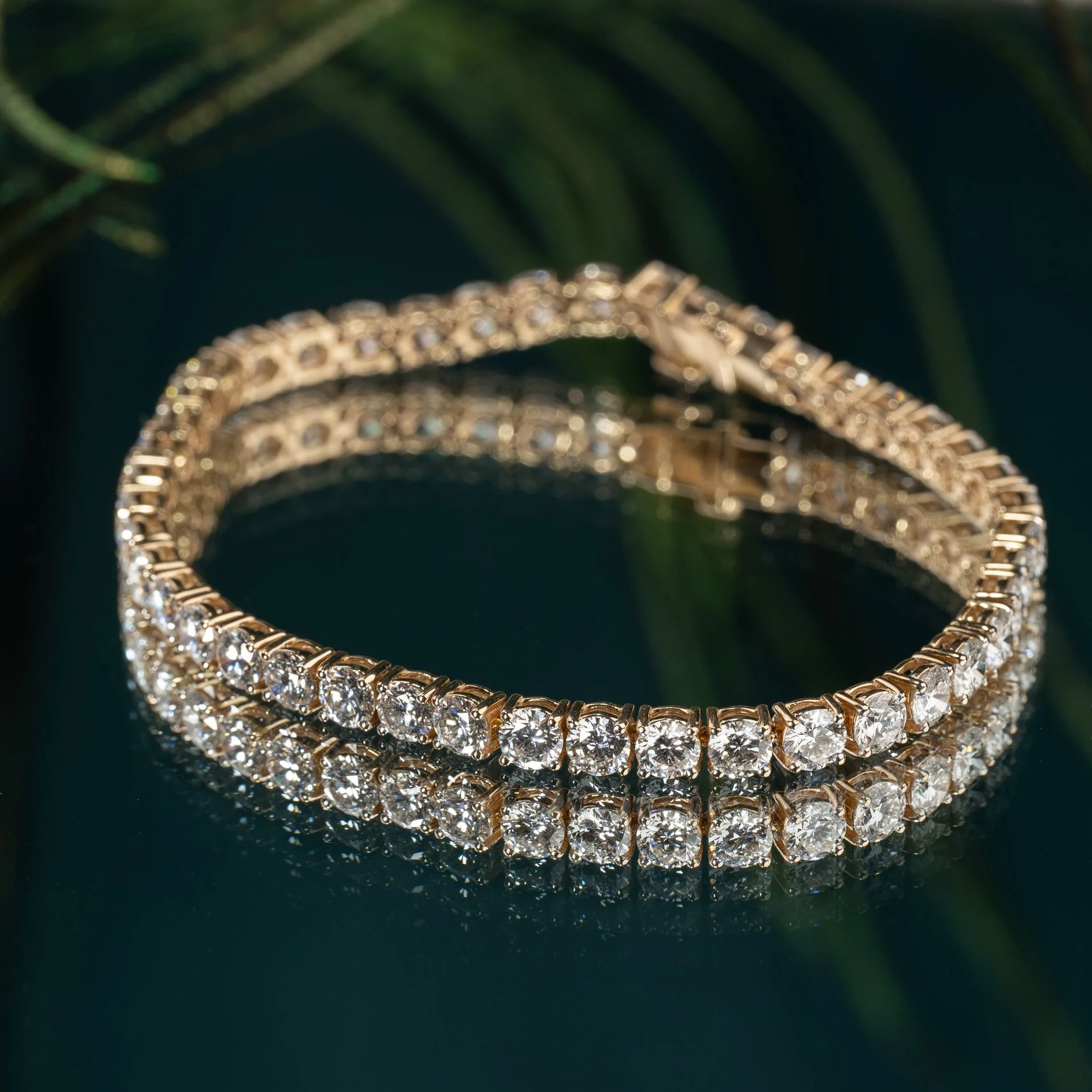 CLASSIC LAB-DIAMOND TENNIS BRACELET - 9.5ct - YG - Image 7