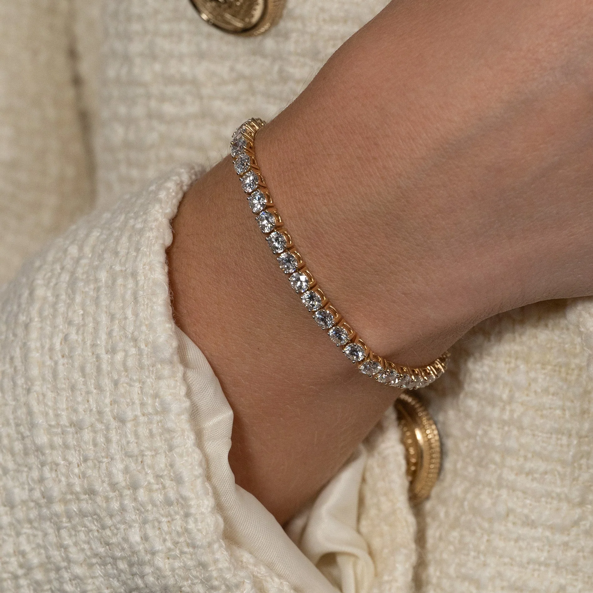 CLASSIC LAB-DIAMOND TENNIS BRACELET - 9.5ct - YG - Image 8