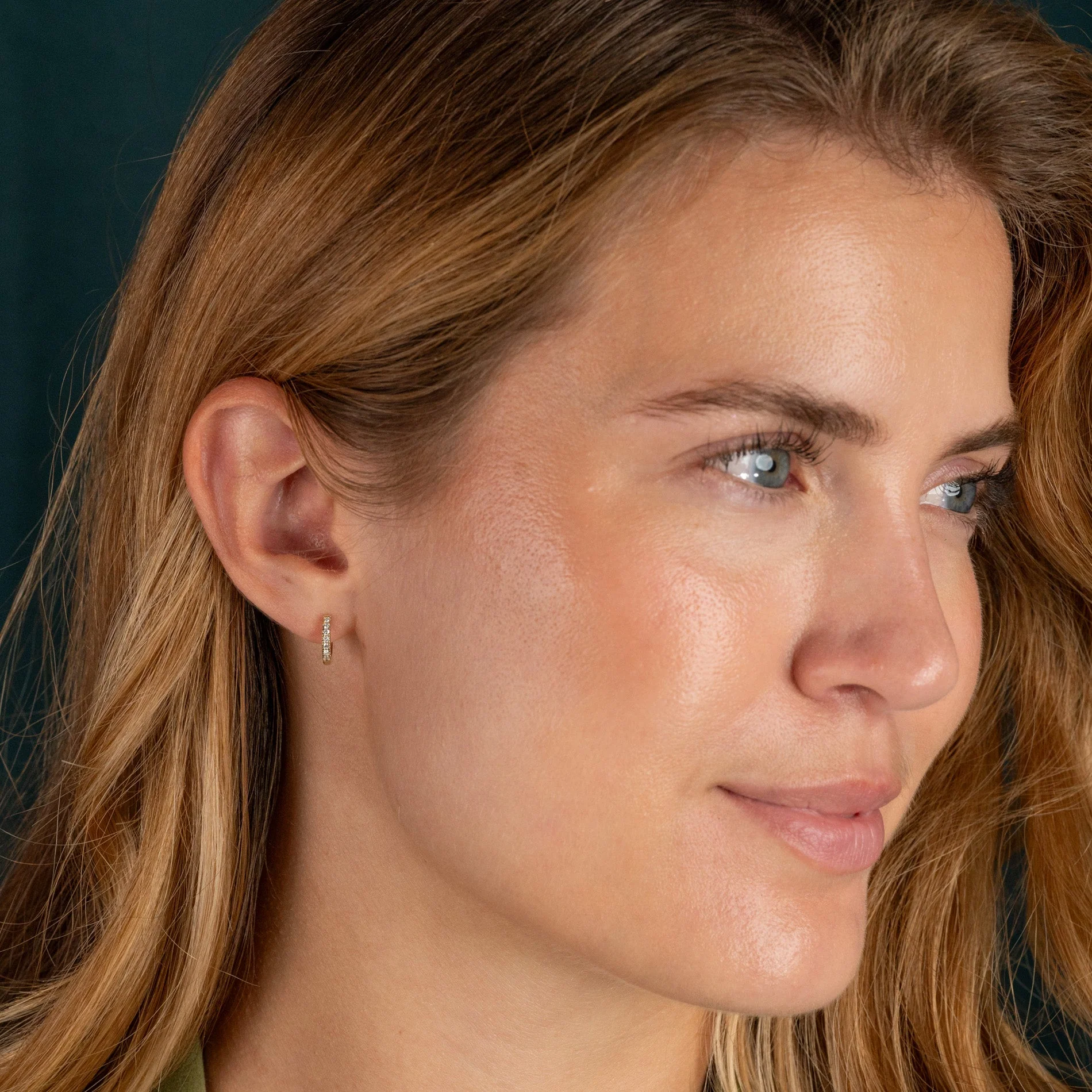 CLASSIC LAB-DIAMOND CREOL EARRING - 0.11ct - YG - Image 10