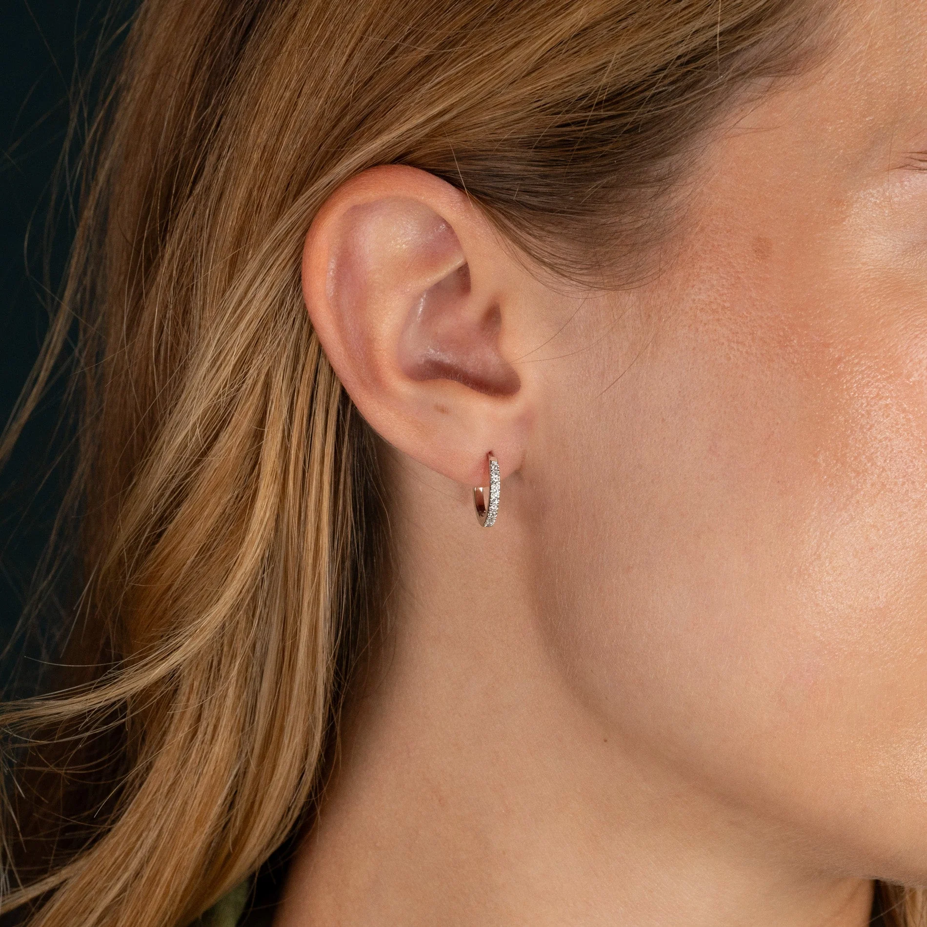 CLASSIC LAB-DIAMOND CREOL EARRING - 0.15ct - WG - Image 10
