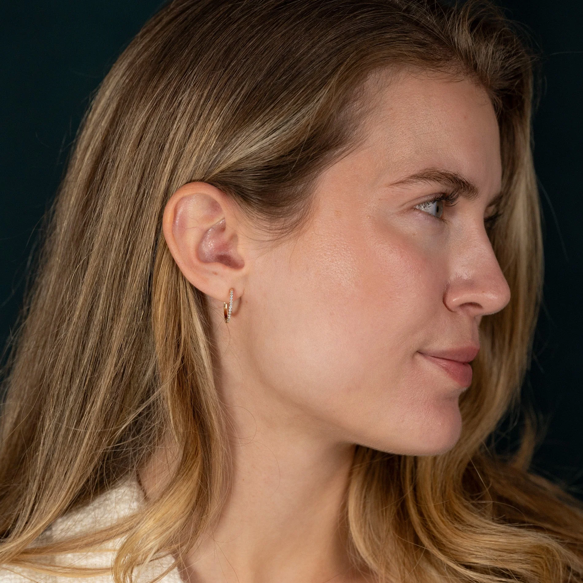 CLASSIC LAB-DIAMOND CREOL EARRING - 0.2ct - YG - Image 11